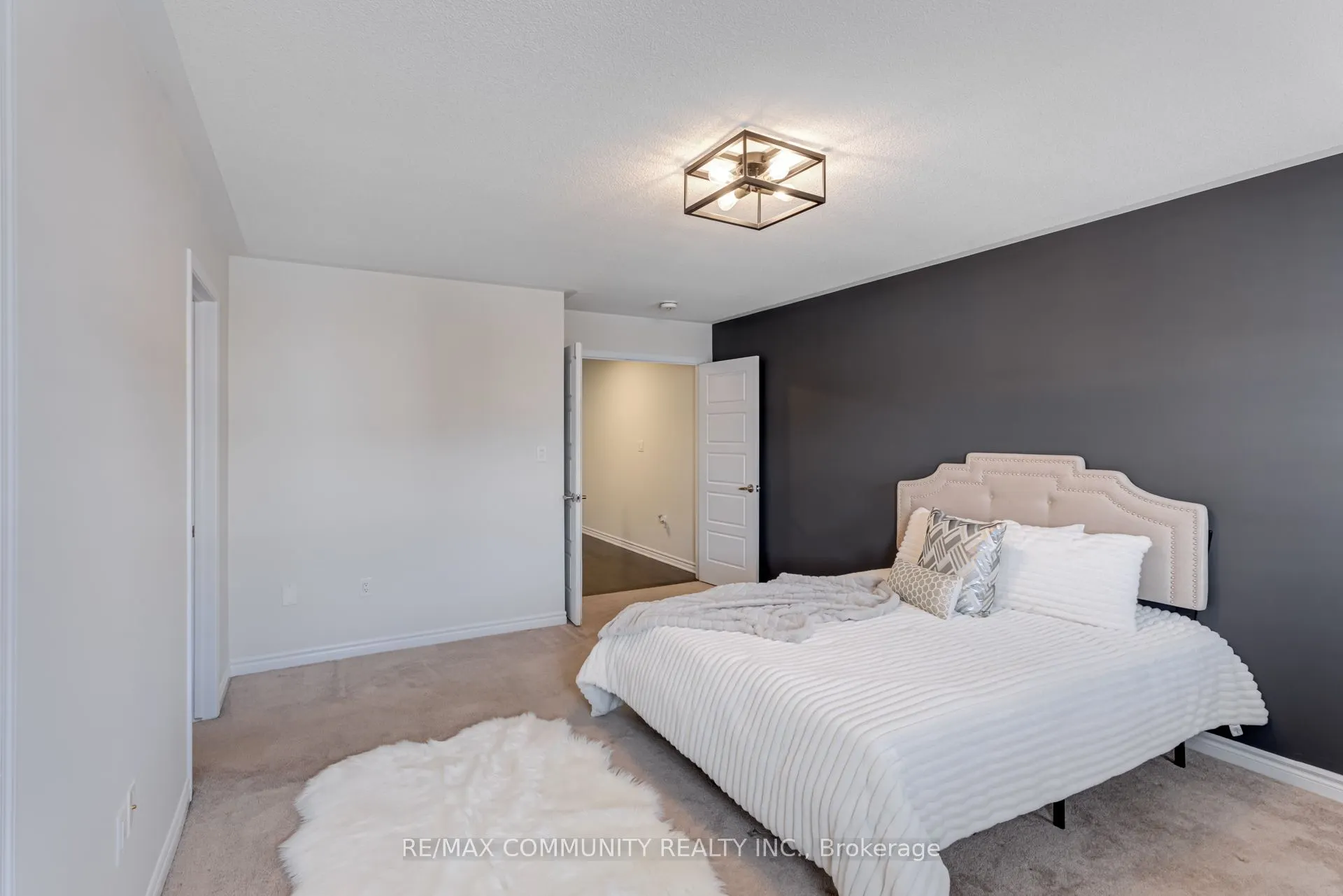1044 Cameo Street