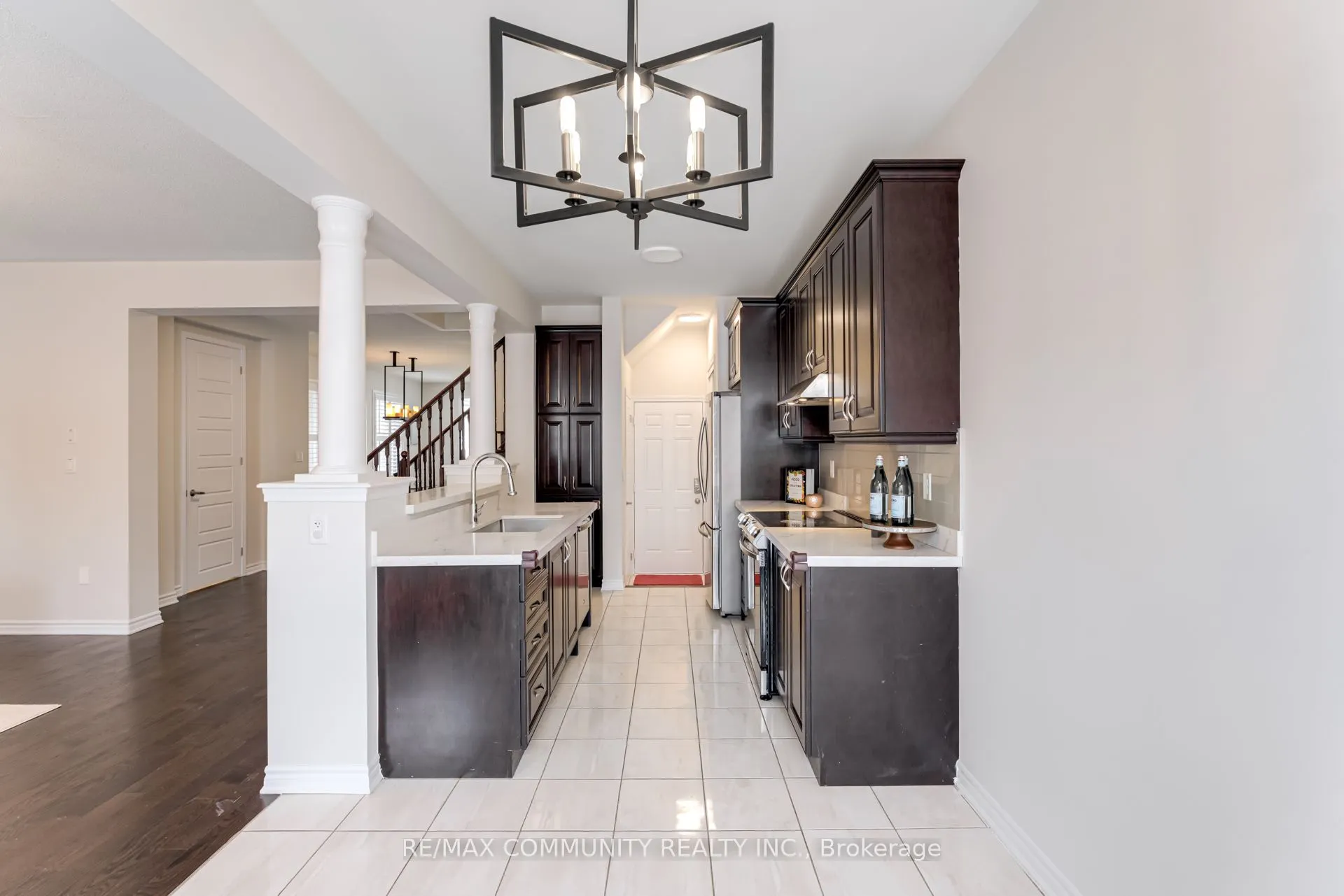 1044 Cameo Street