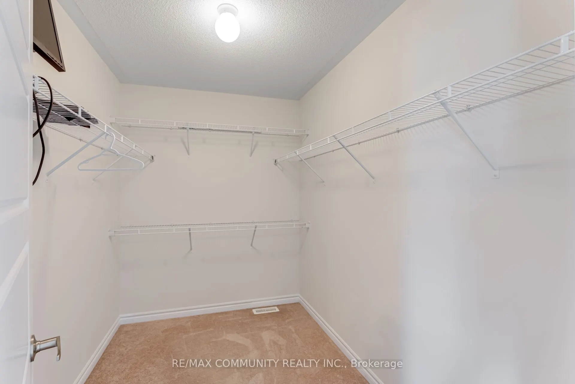 1044 Cameo Street