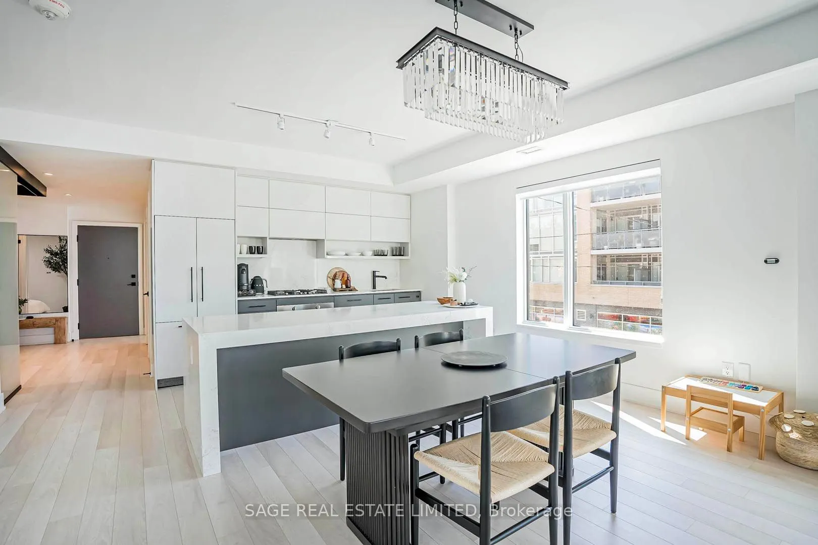 1888 Queen Street E #206