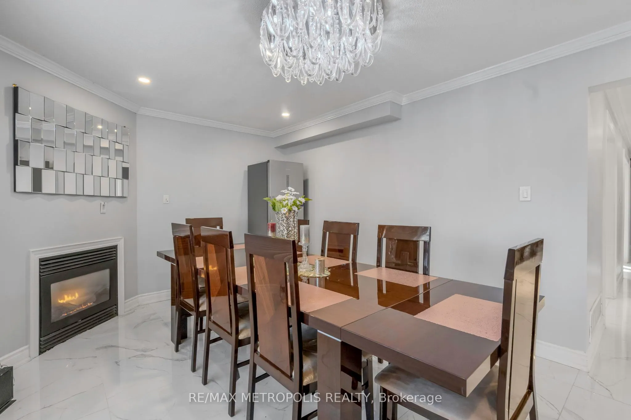 345 Old Harwood Avenue