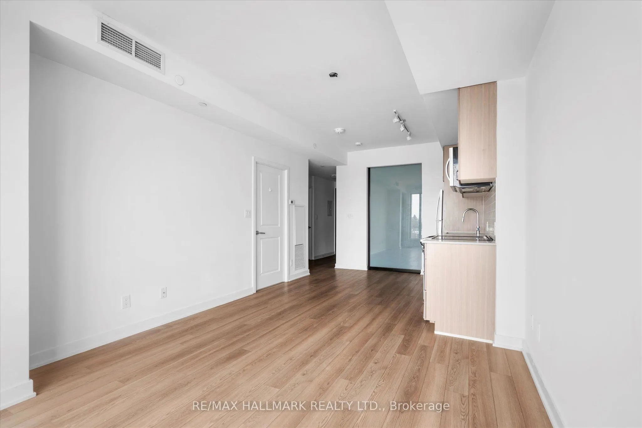 2799 Kingston Road, #619