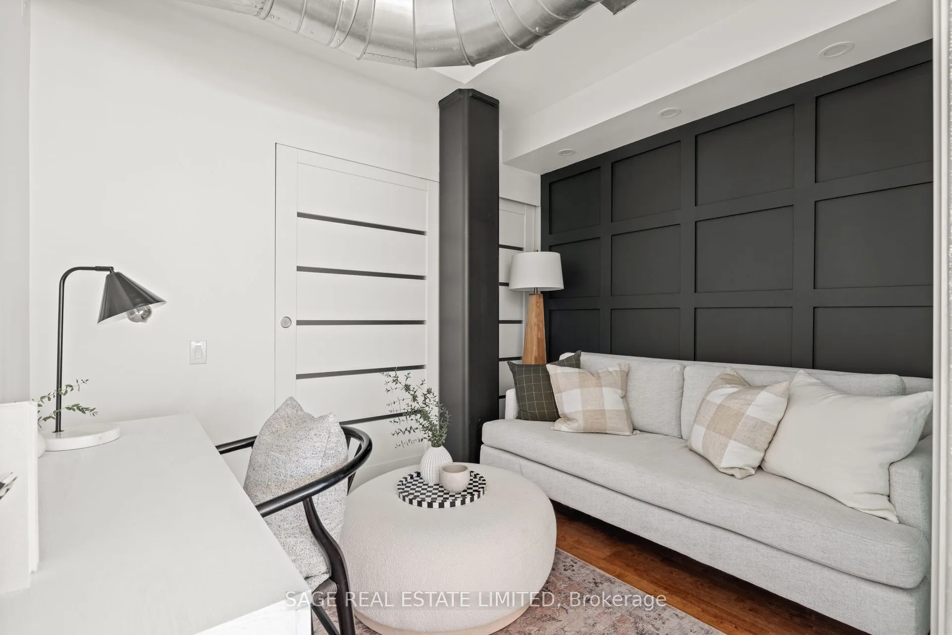 233 Carlaw Avenue #601