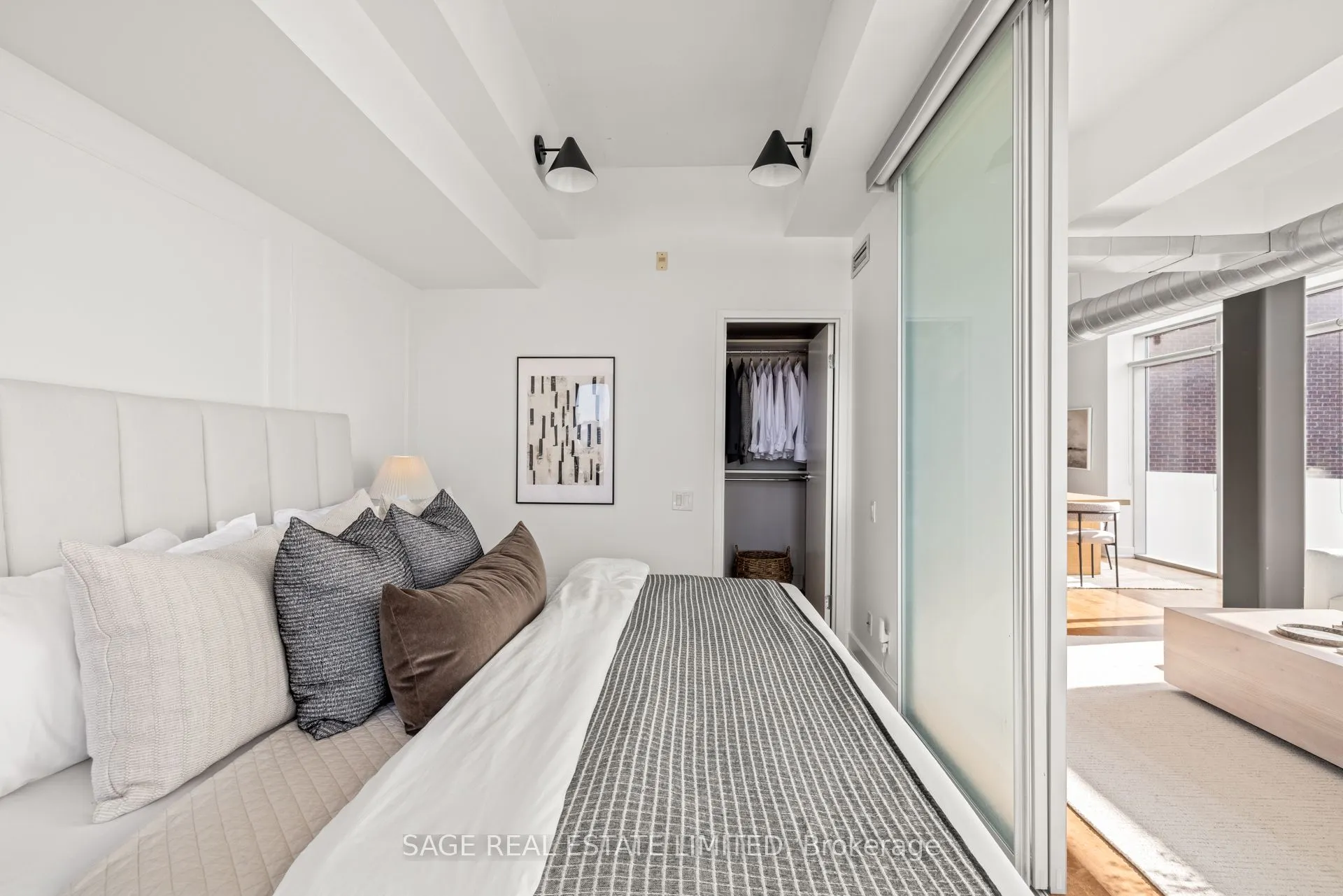 233 Carlaw Avenue #601