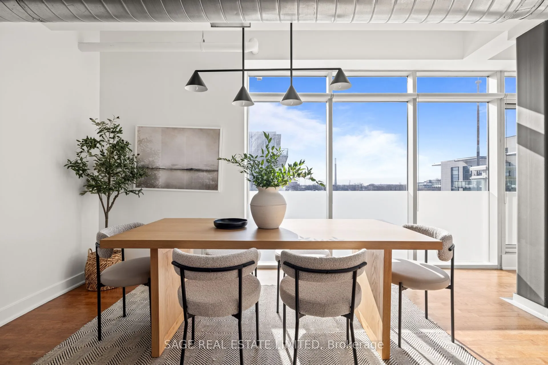 233 Carlaw Avenue #601