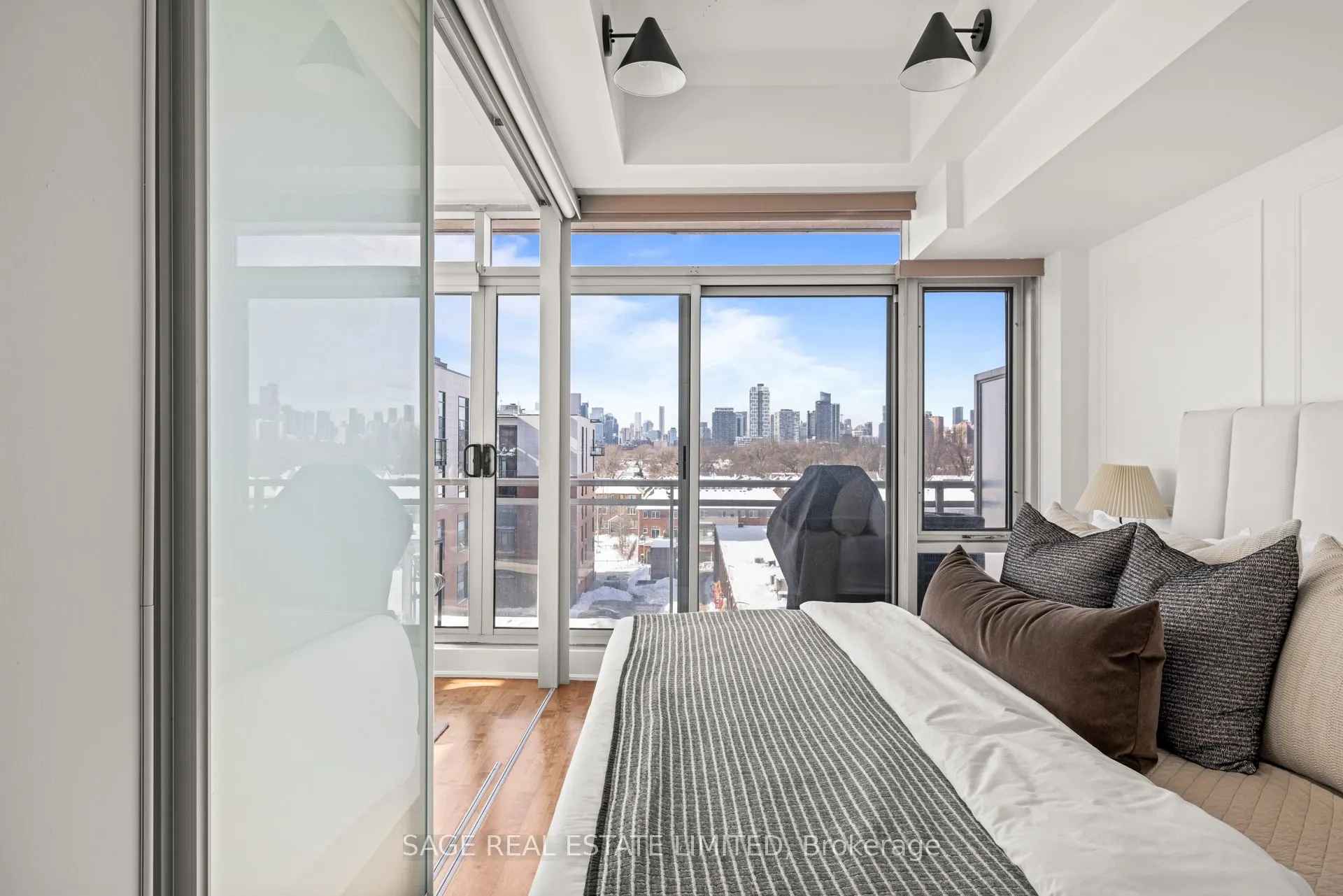 233 Carlaw Avenue #601