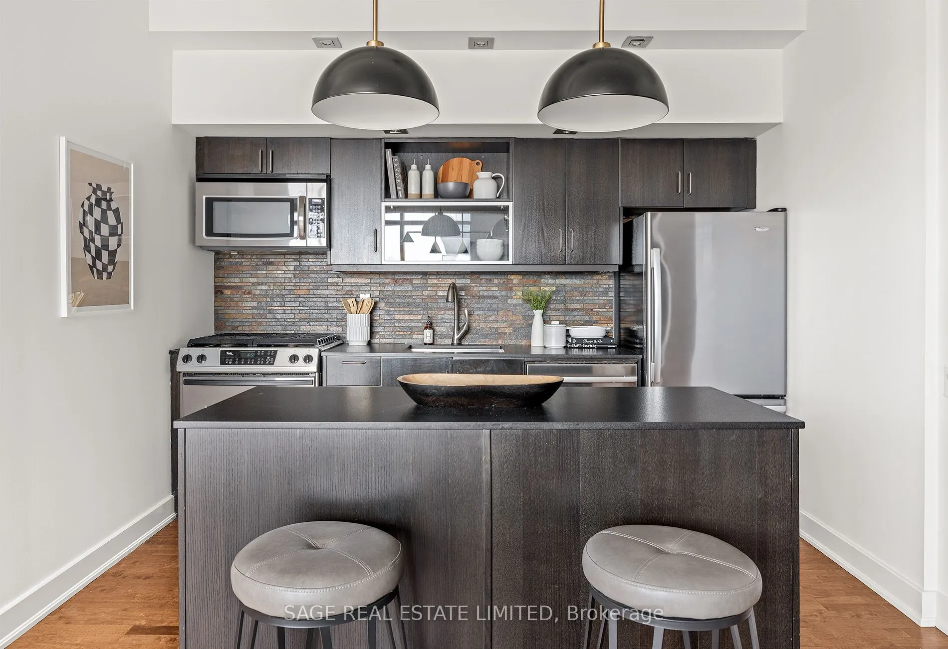 233 Carlaw Avenue #601