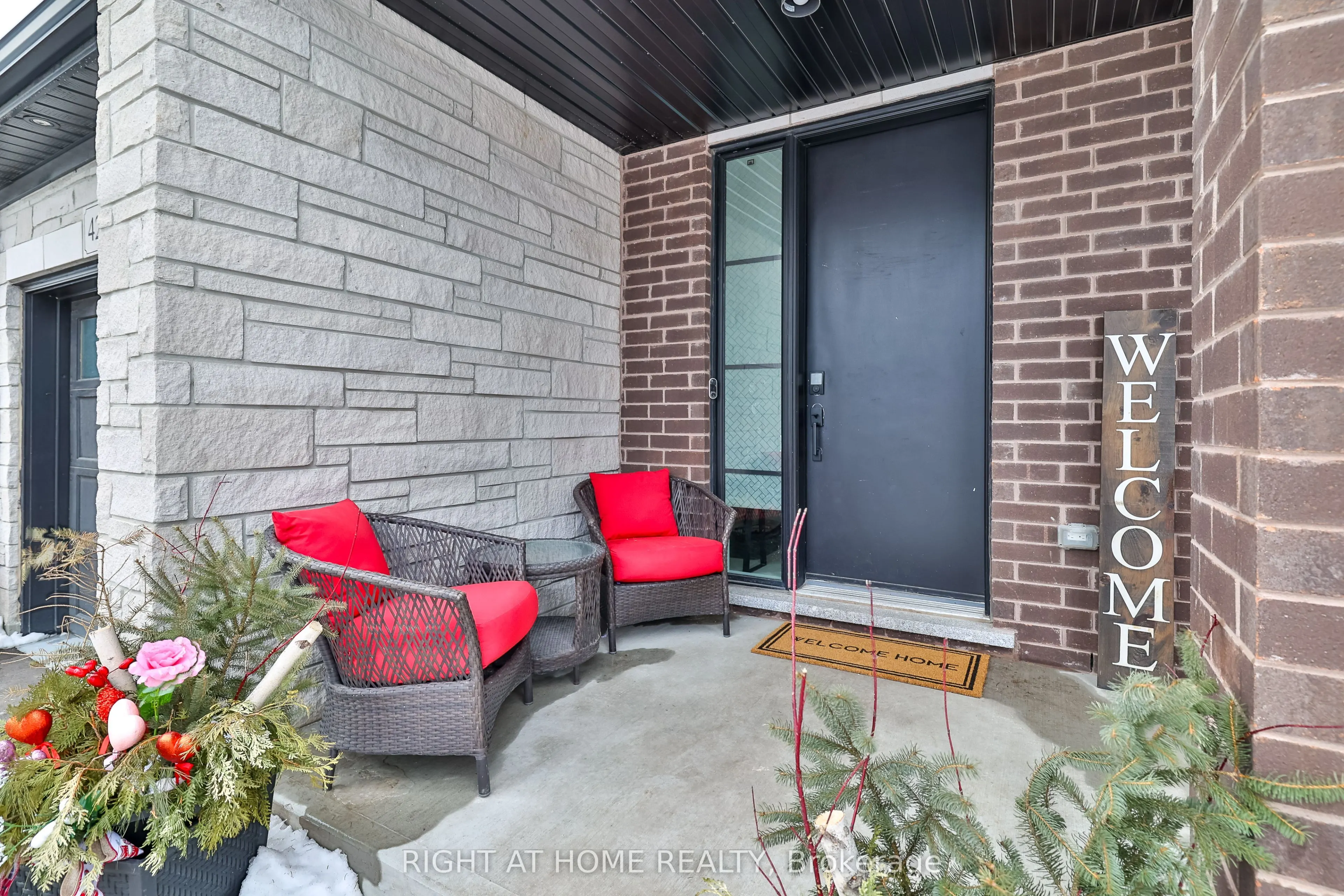 42 Peter Hogg Court