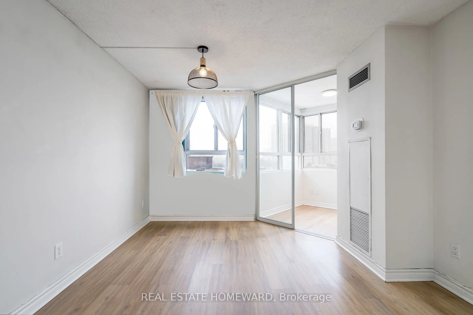 4 Park Vista Drive, #1413