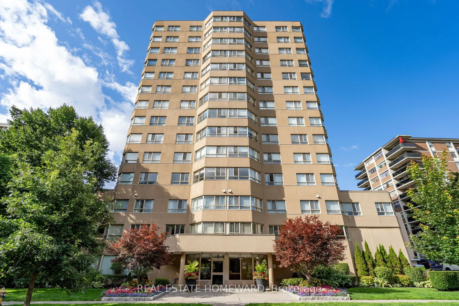 4 Park Vista Drive, #1413