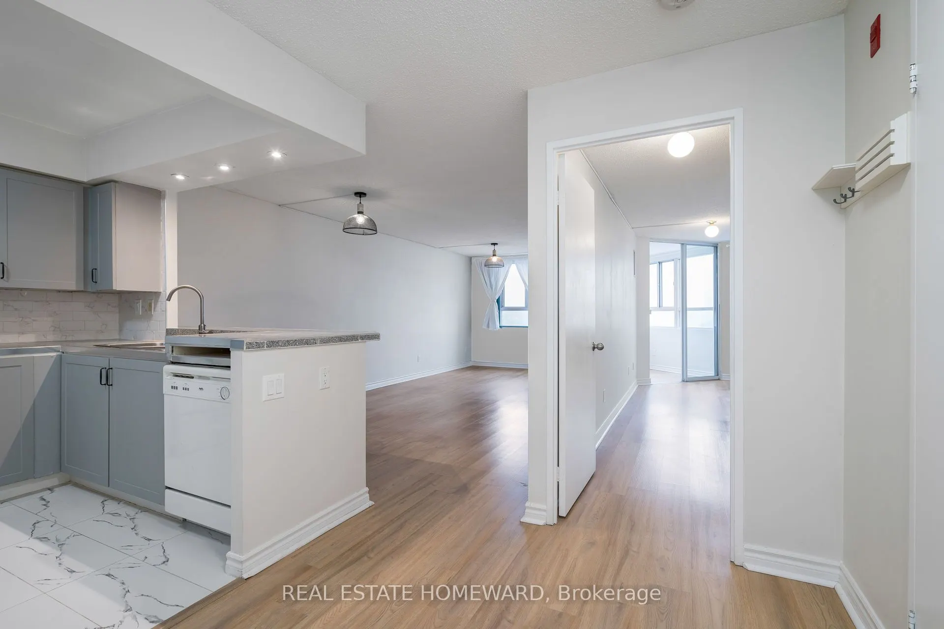 4 Park Vista Drive, #1413