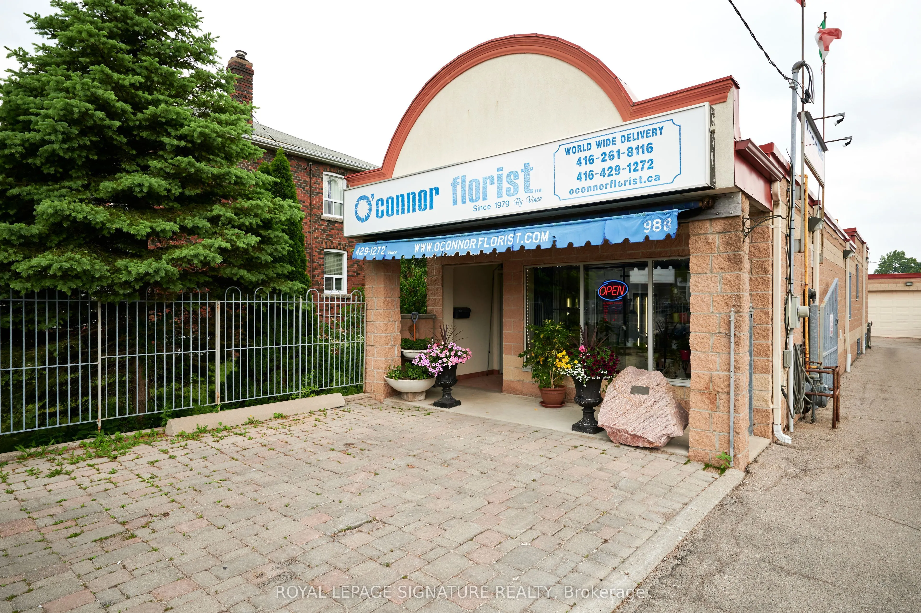 550 Danforth Road