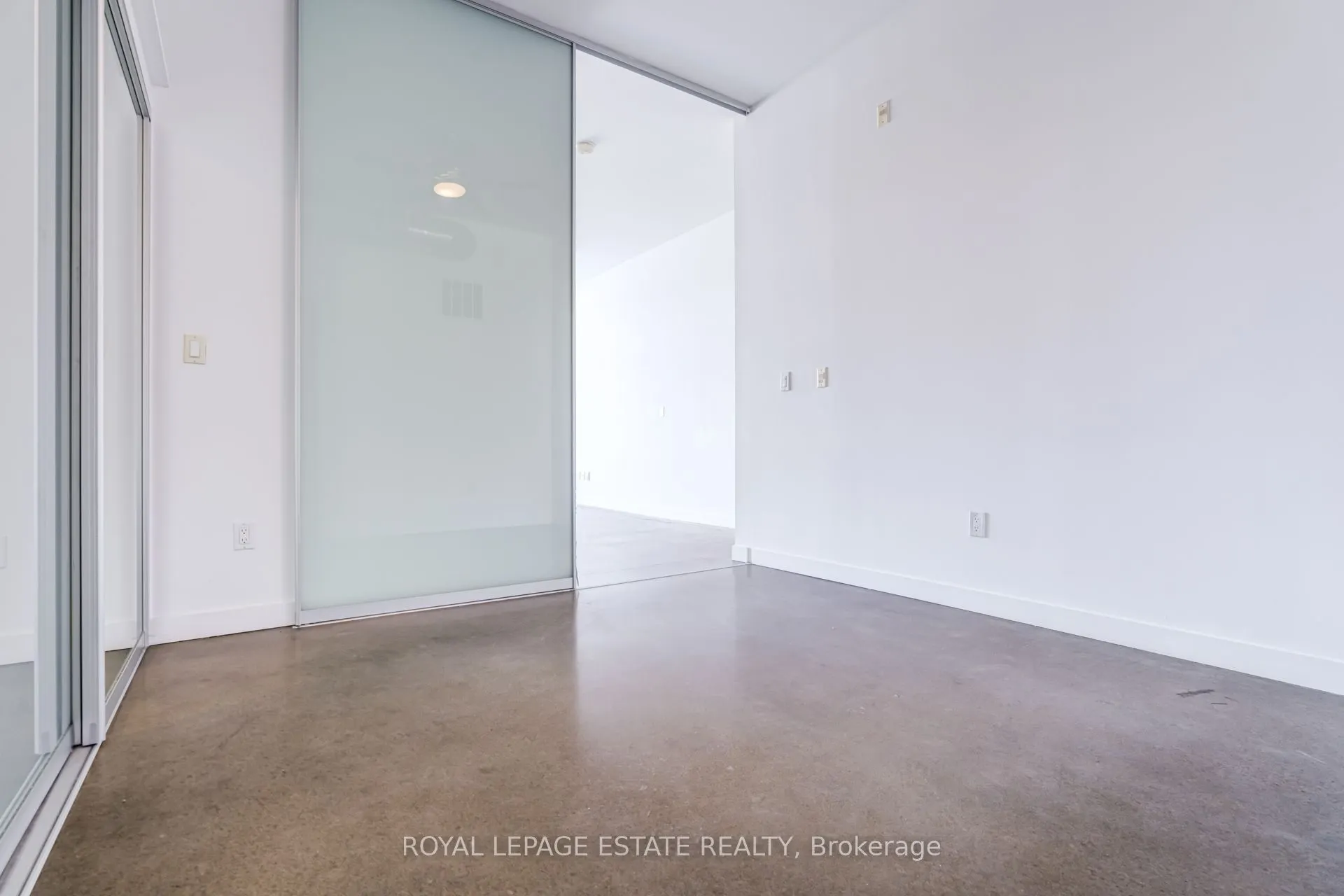 747 Queen Street E, #403