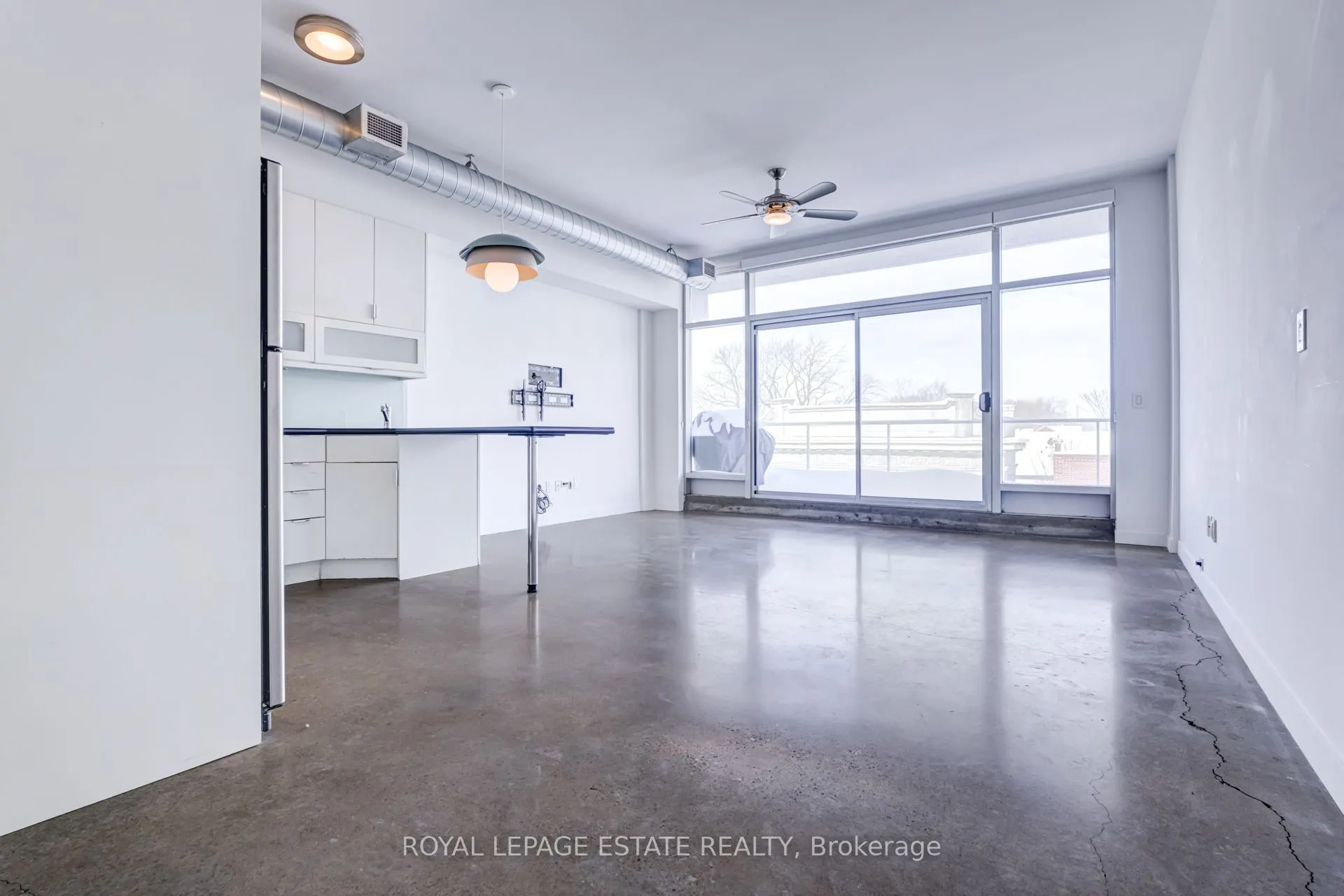 747 Queen Street E, #403
