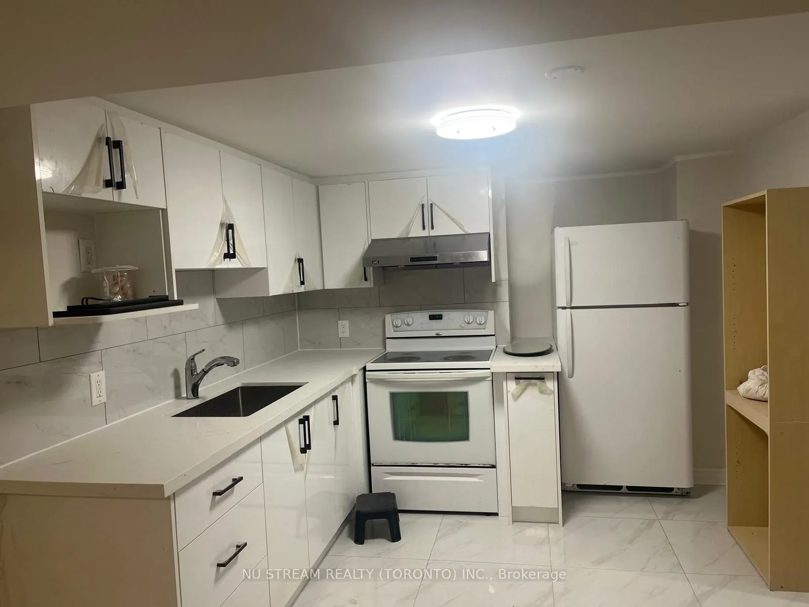 132 Heatherside Drive, #Basement