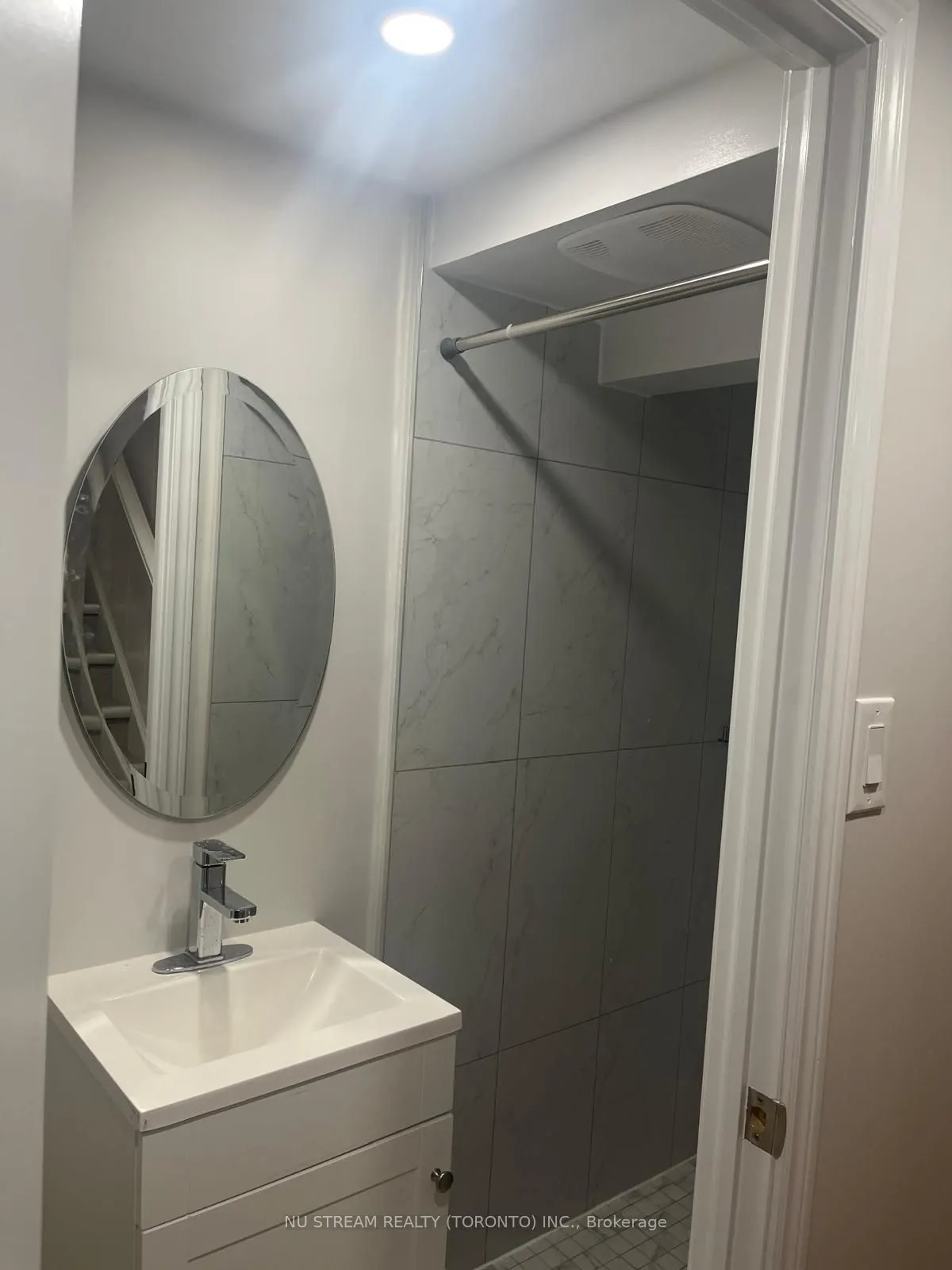 132 Heatherside Drive, #Basement