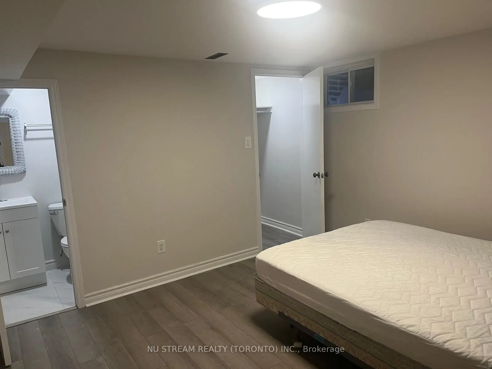 132 Heatherside Drive, #Basement