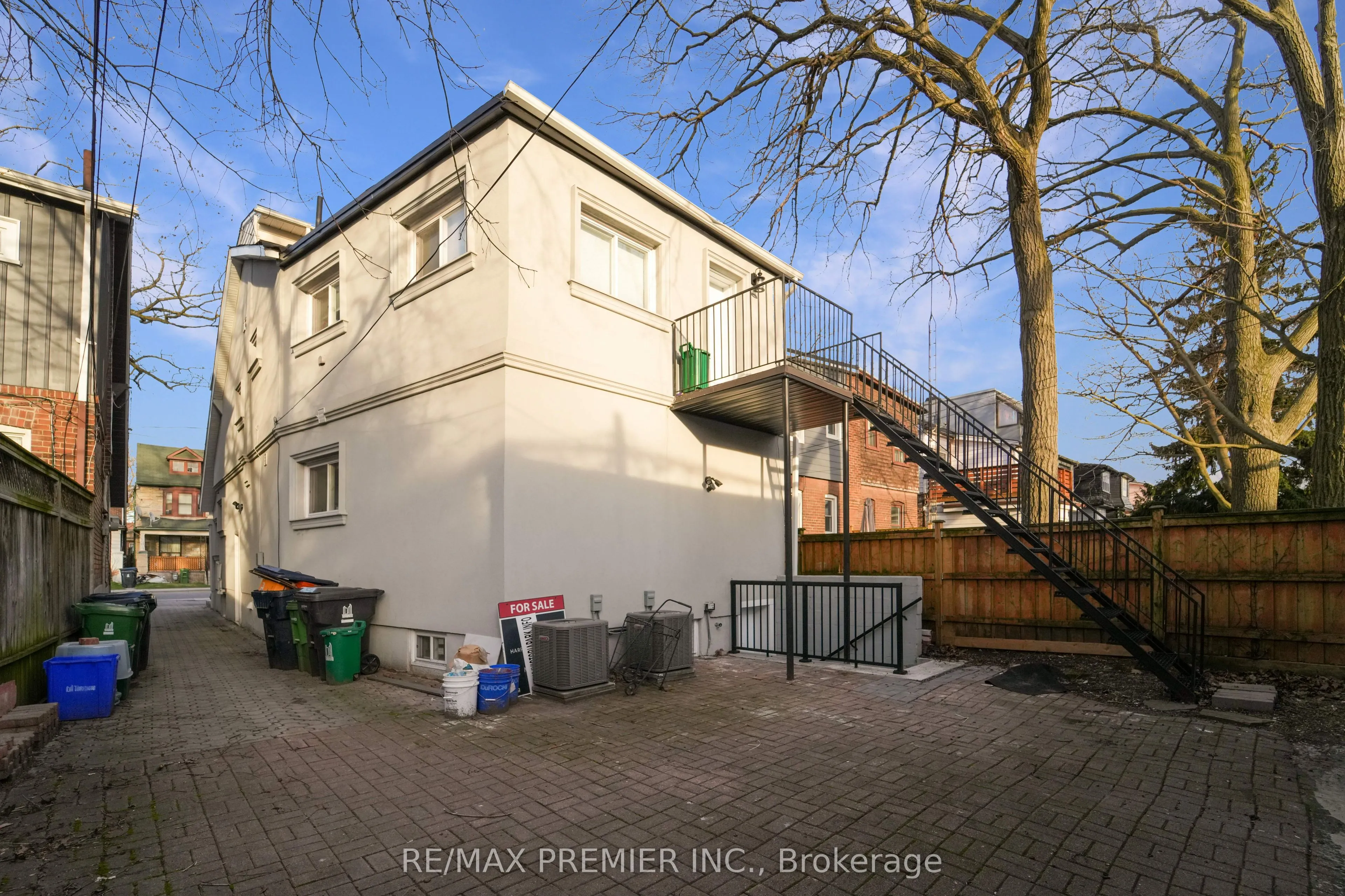 434 Victoria Park Avenue
