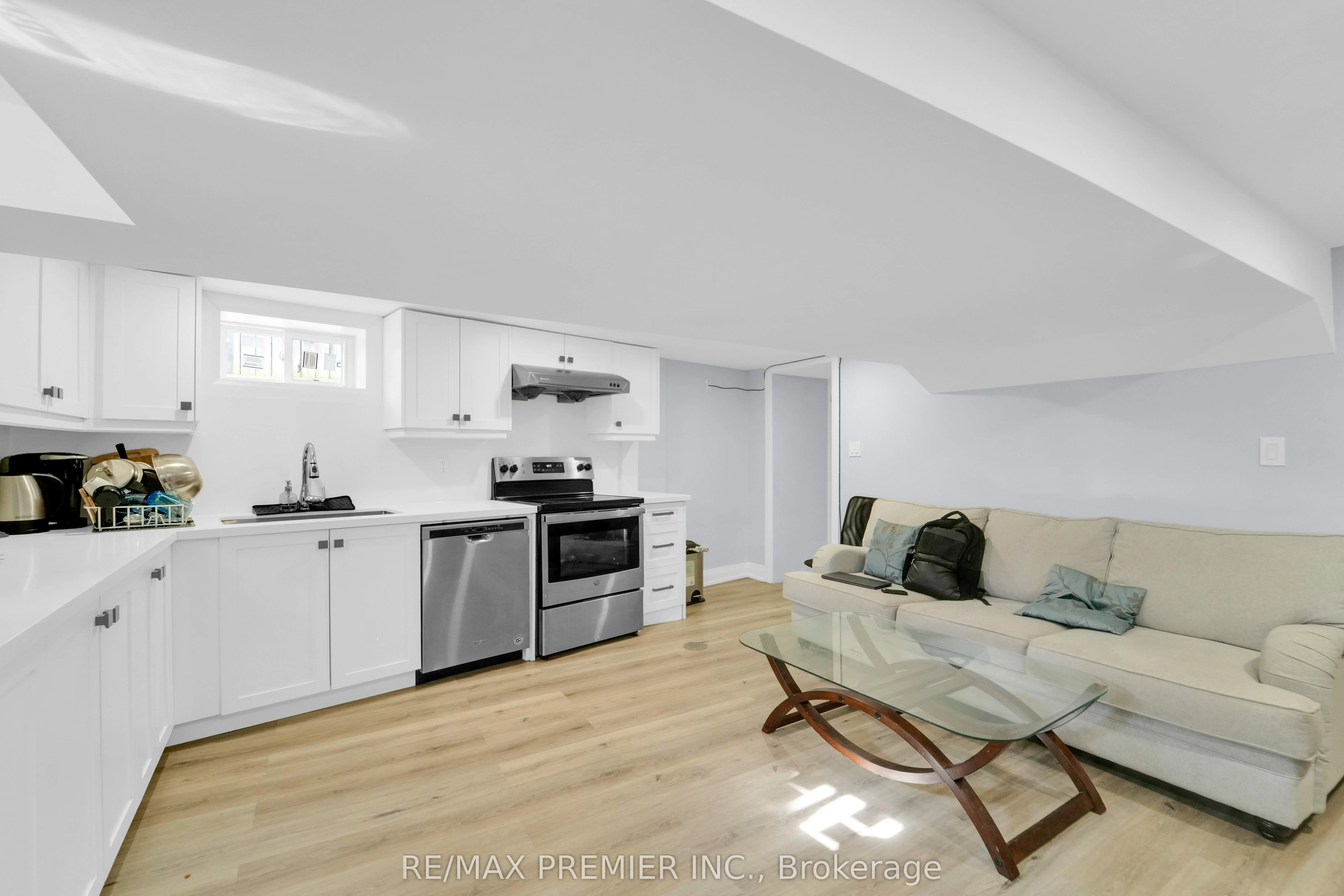 434 Victoria Park Avenue