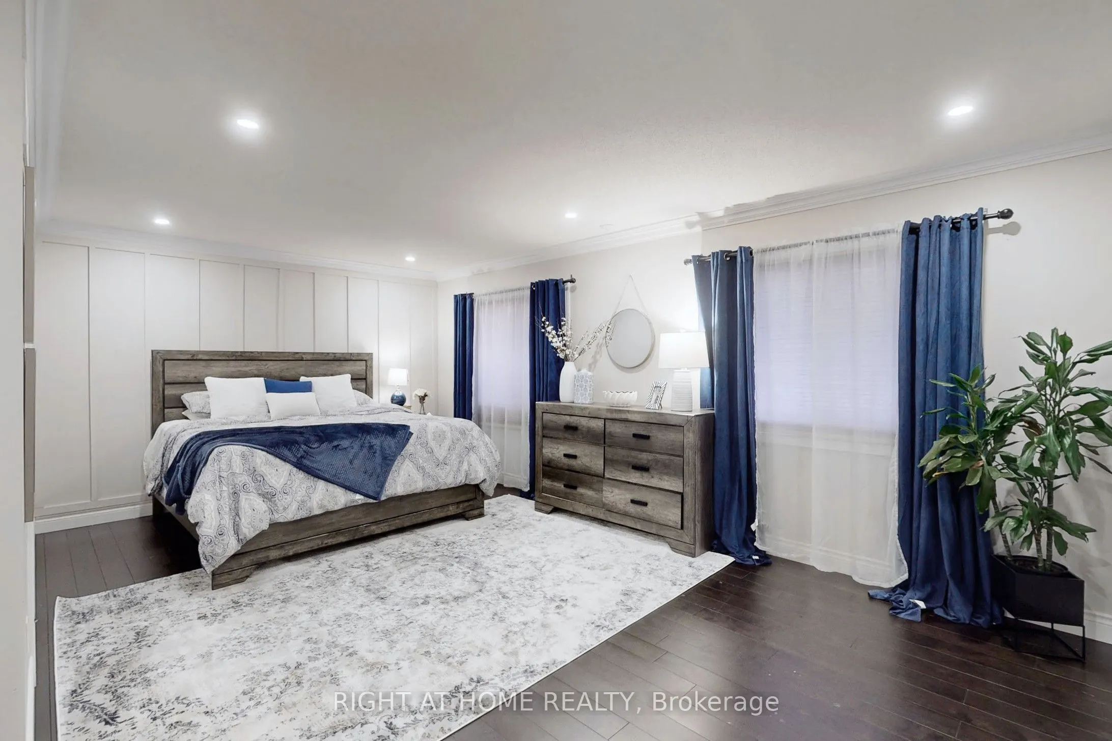 78 Middlecote Drive