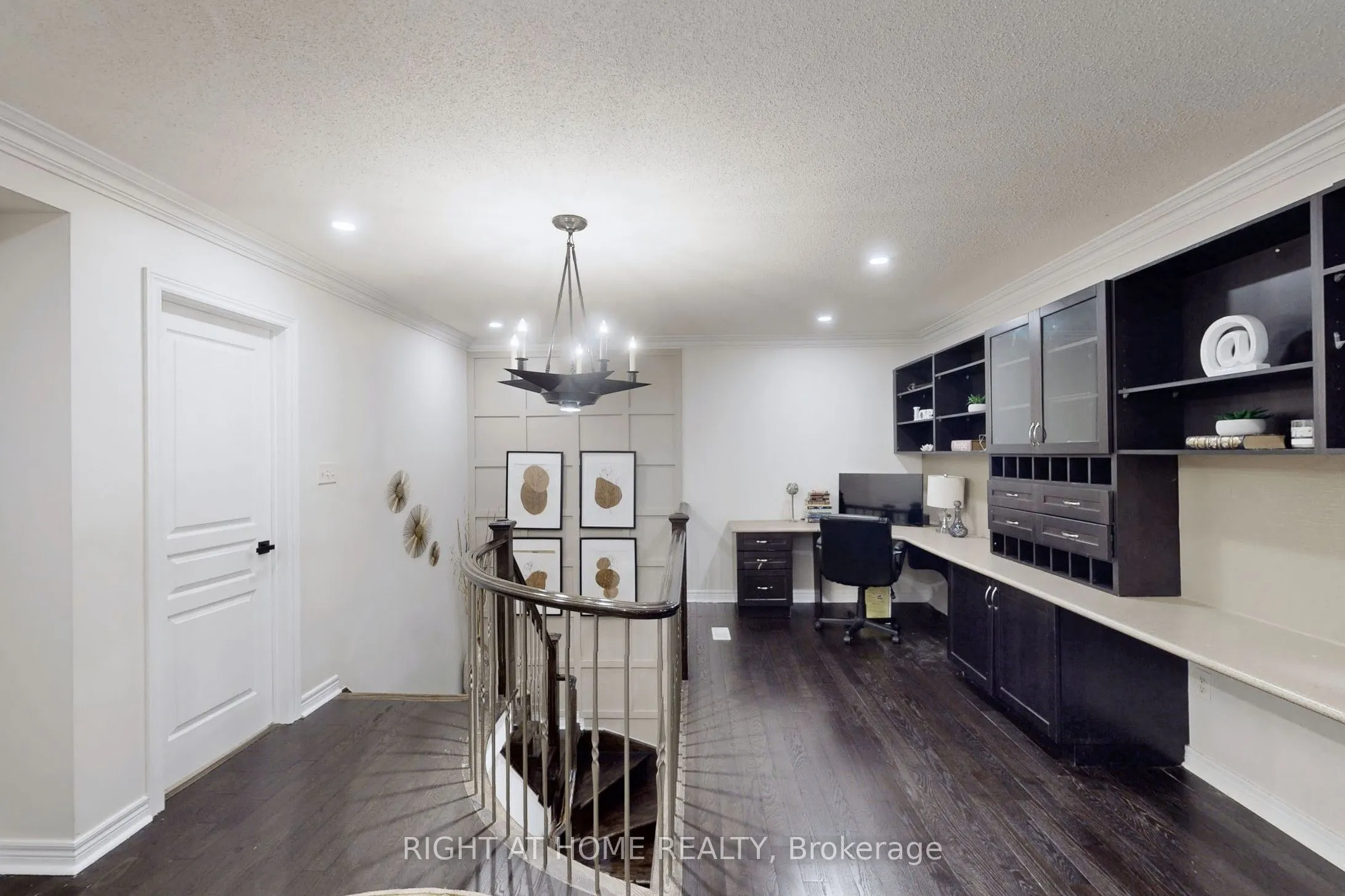 78 Middlecote Drive