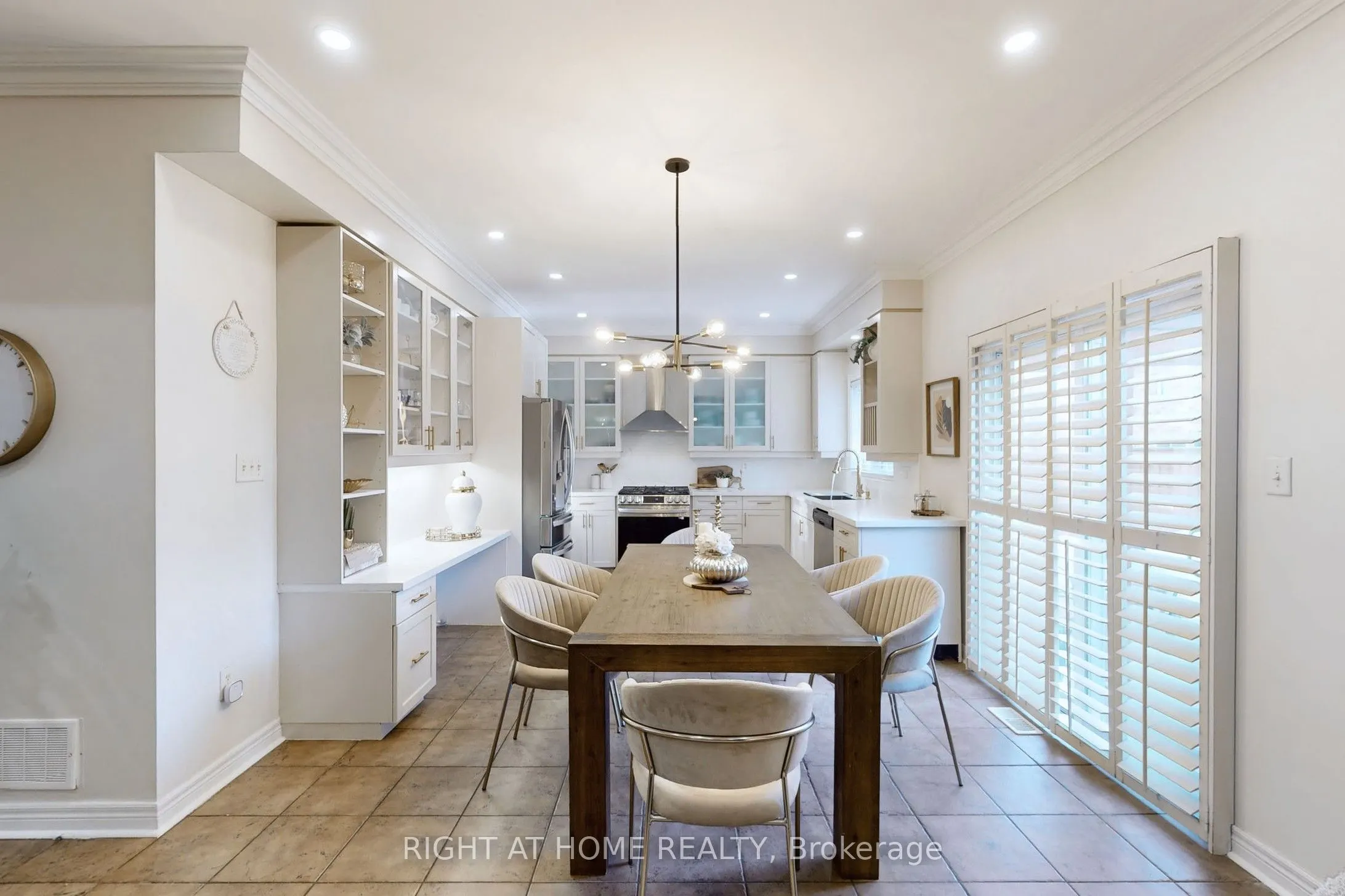 78 Middlecote Drive