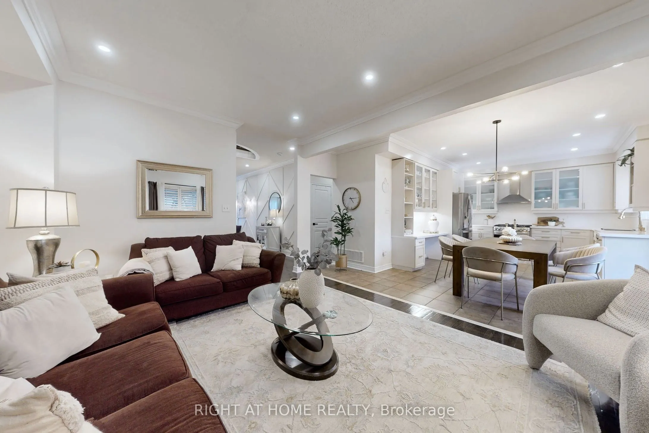 78 Middlecote Drive