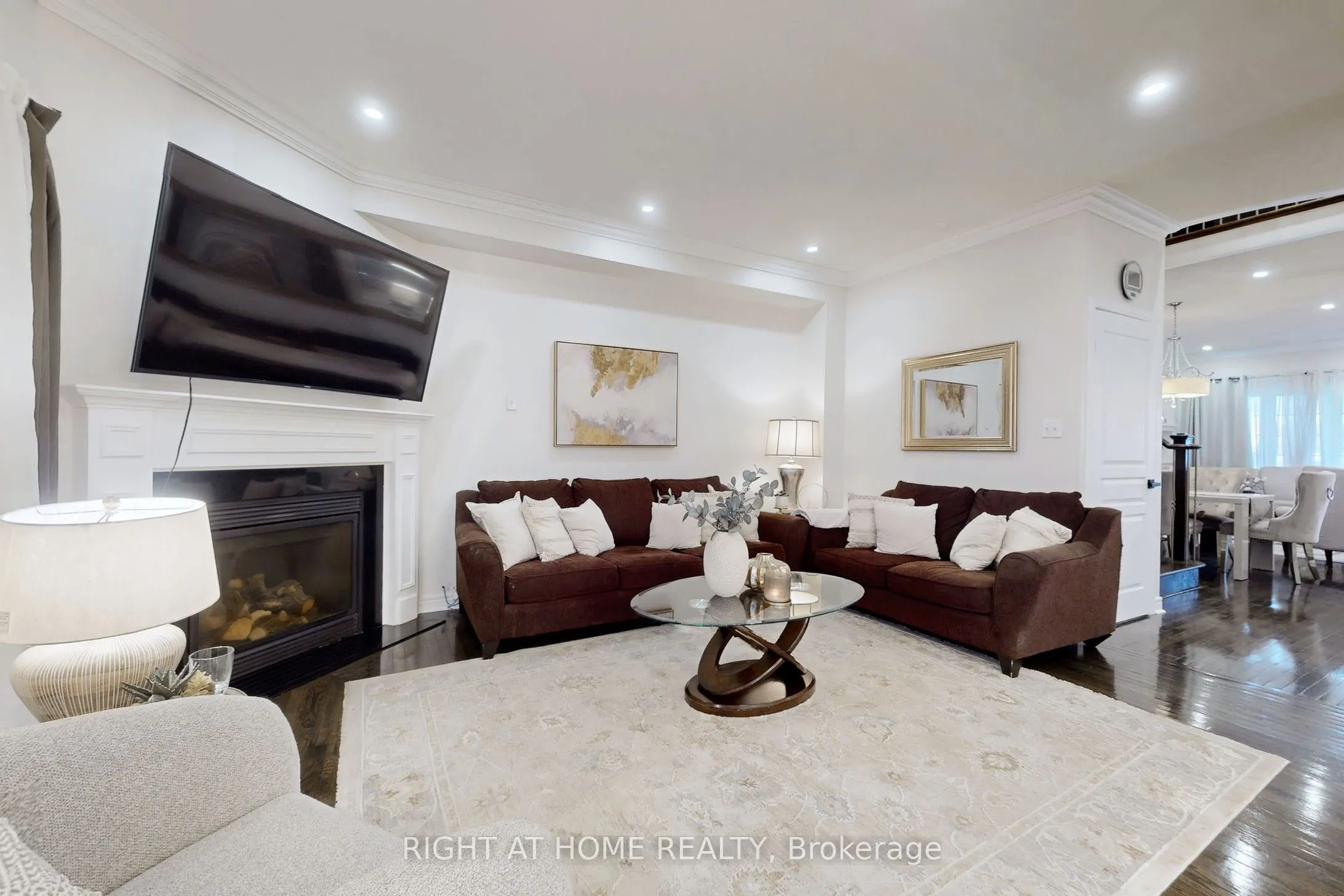78 Middlecote Drive