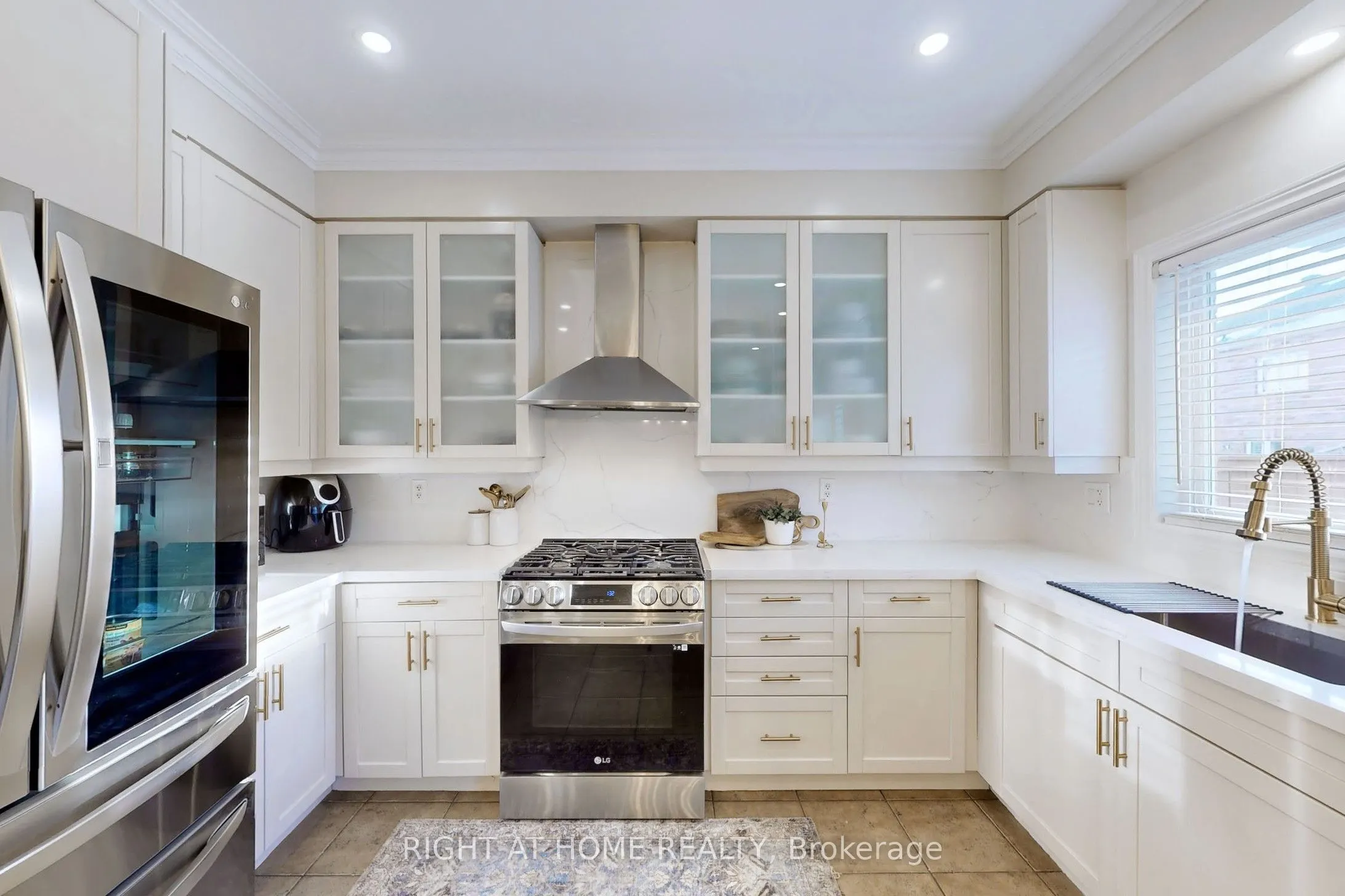 78 Middlecote Drive