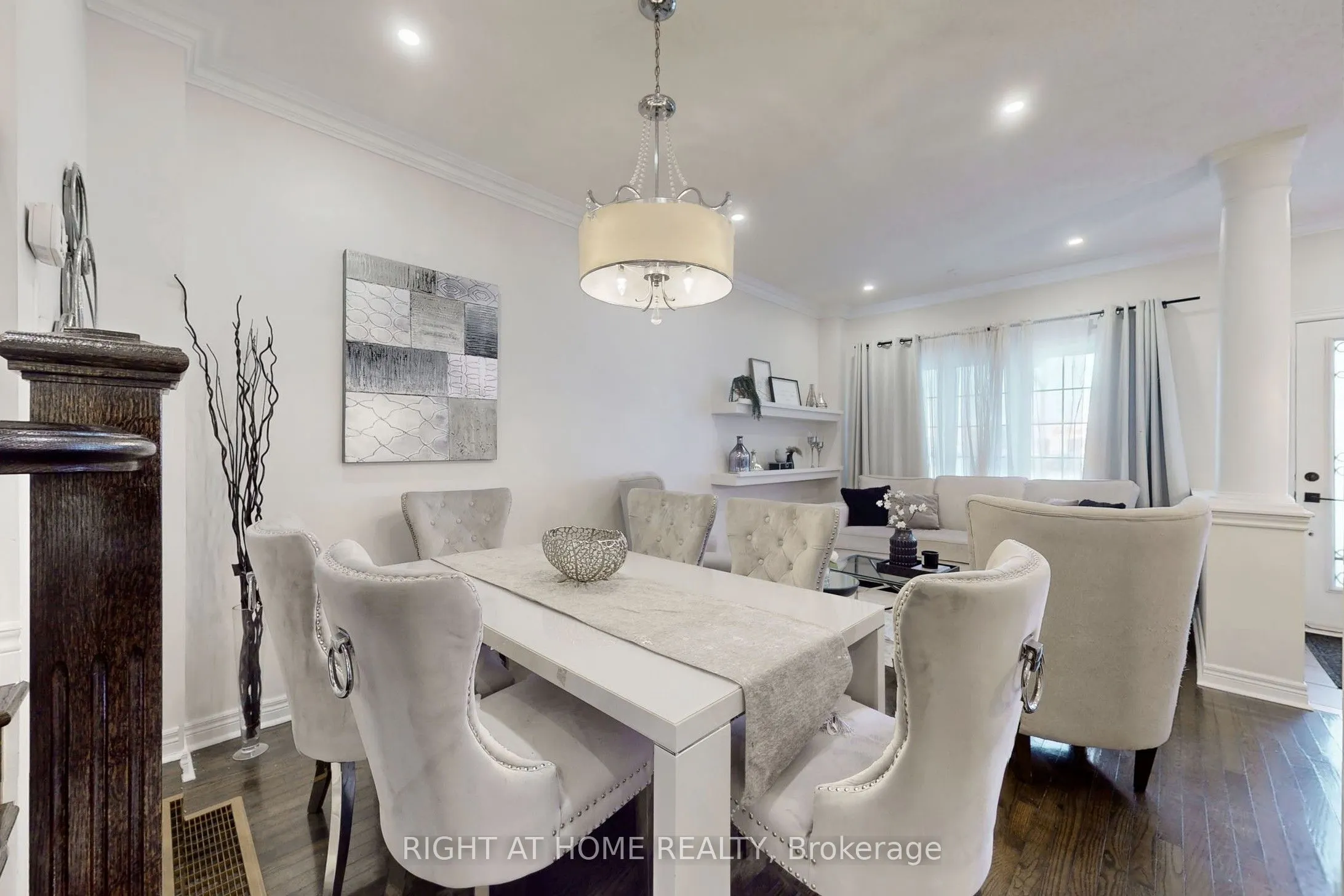 78 Middlecote Drive