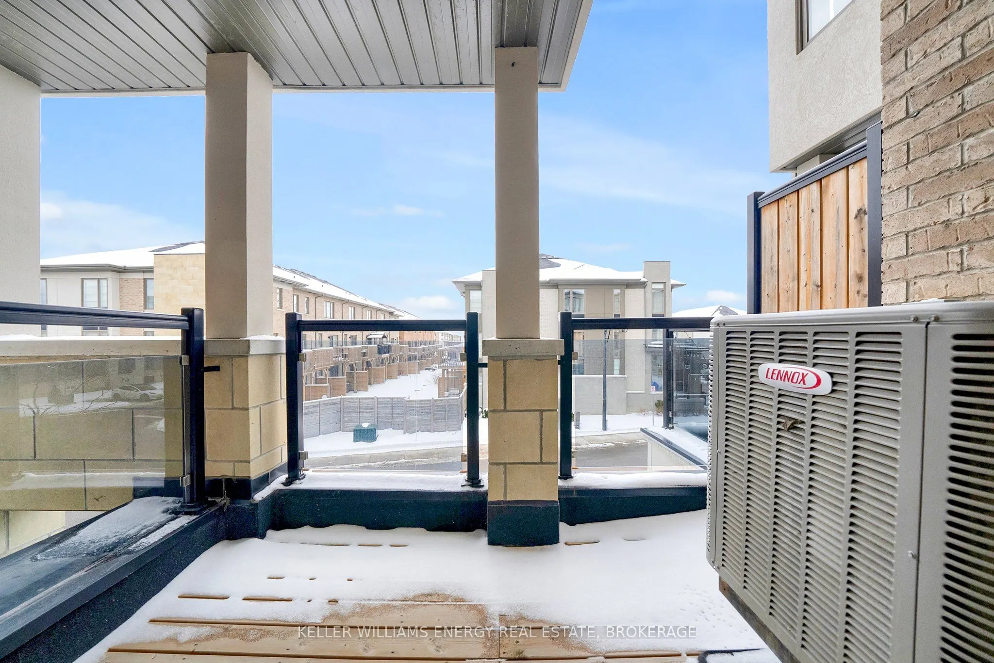 15 Shawfield Way, #83