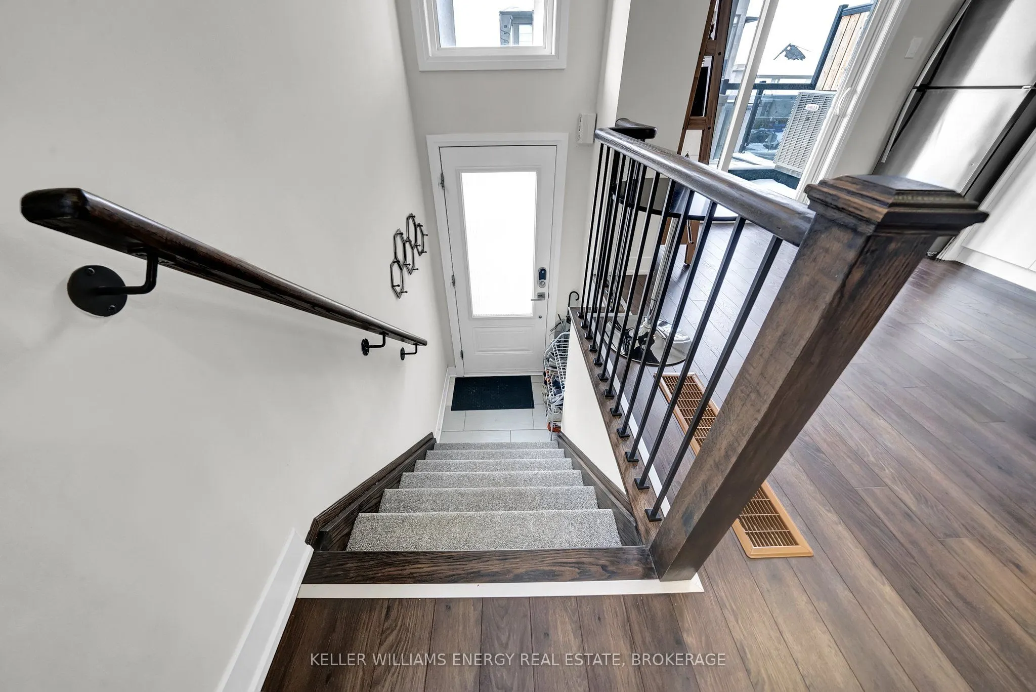 15 Shawfield Way, #83