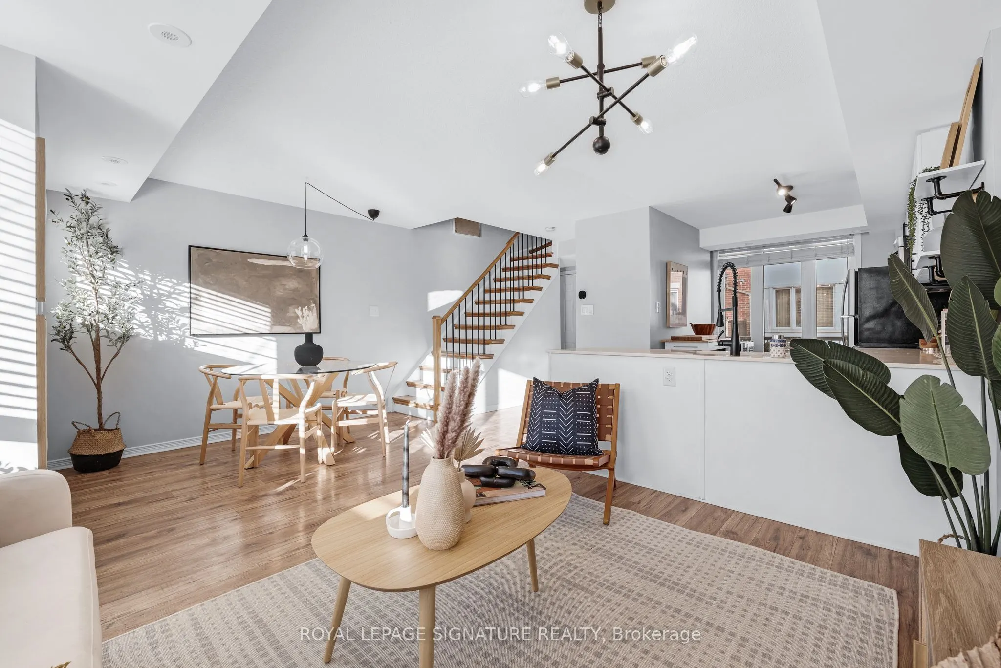 22 Frances Loring Lane, #1