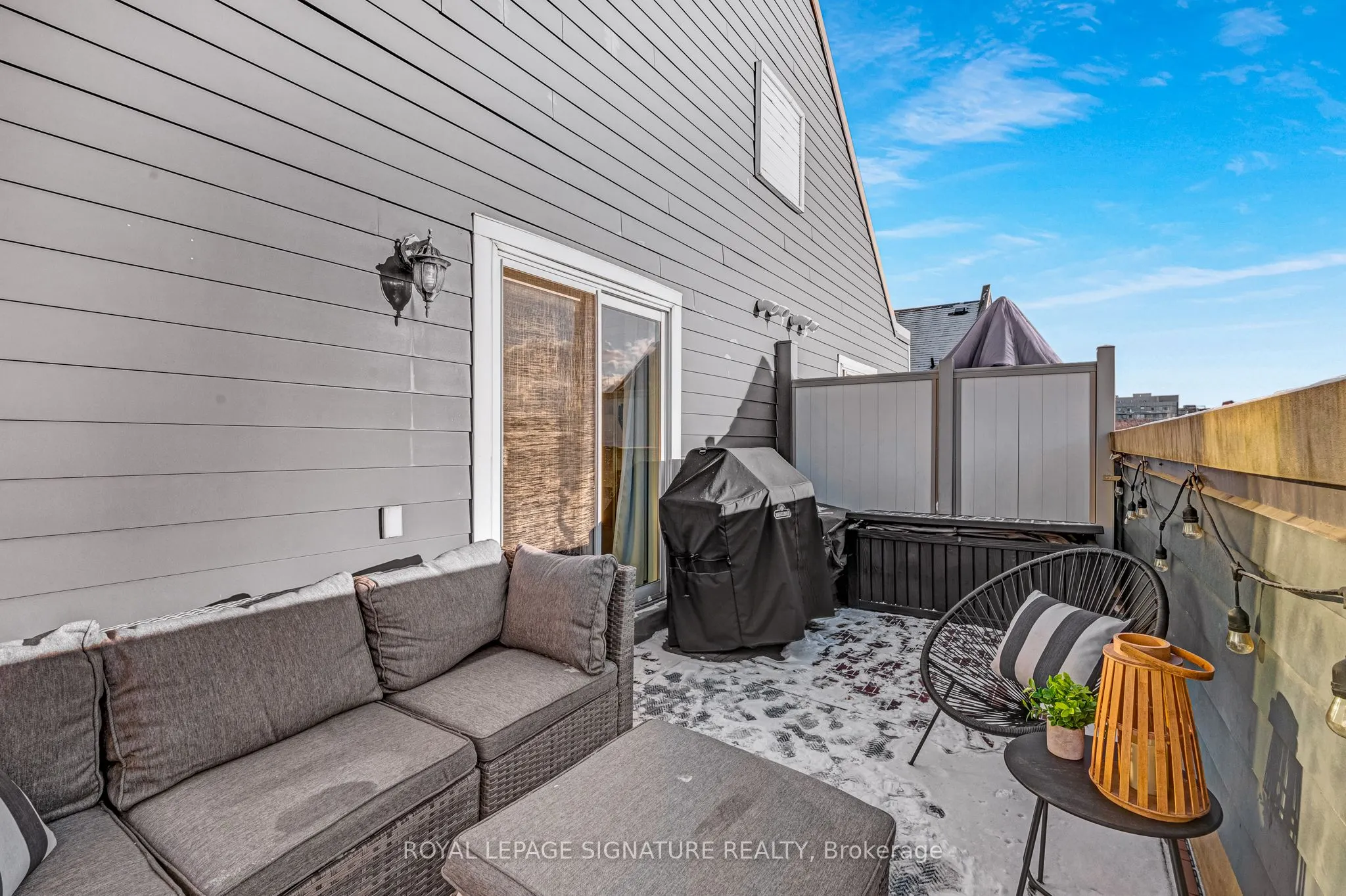 22 Frances Loring Lane, #1