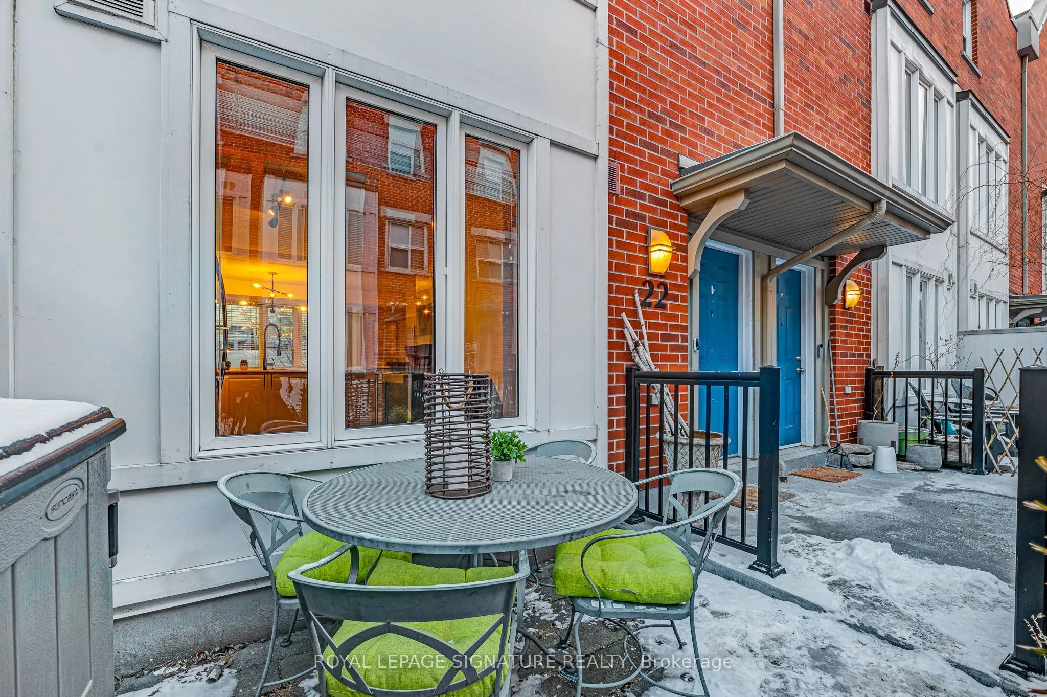 22 Frances Loring Lane, #1
