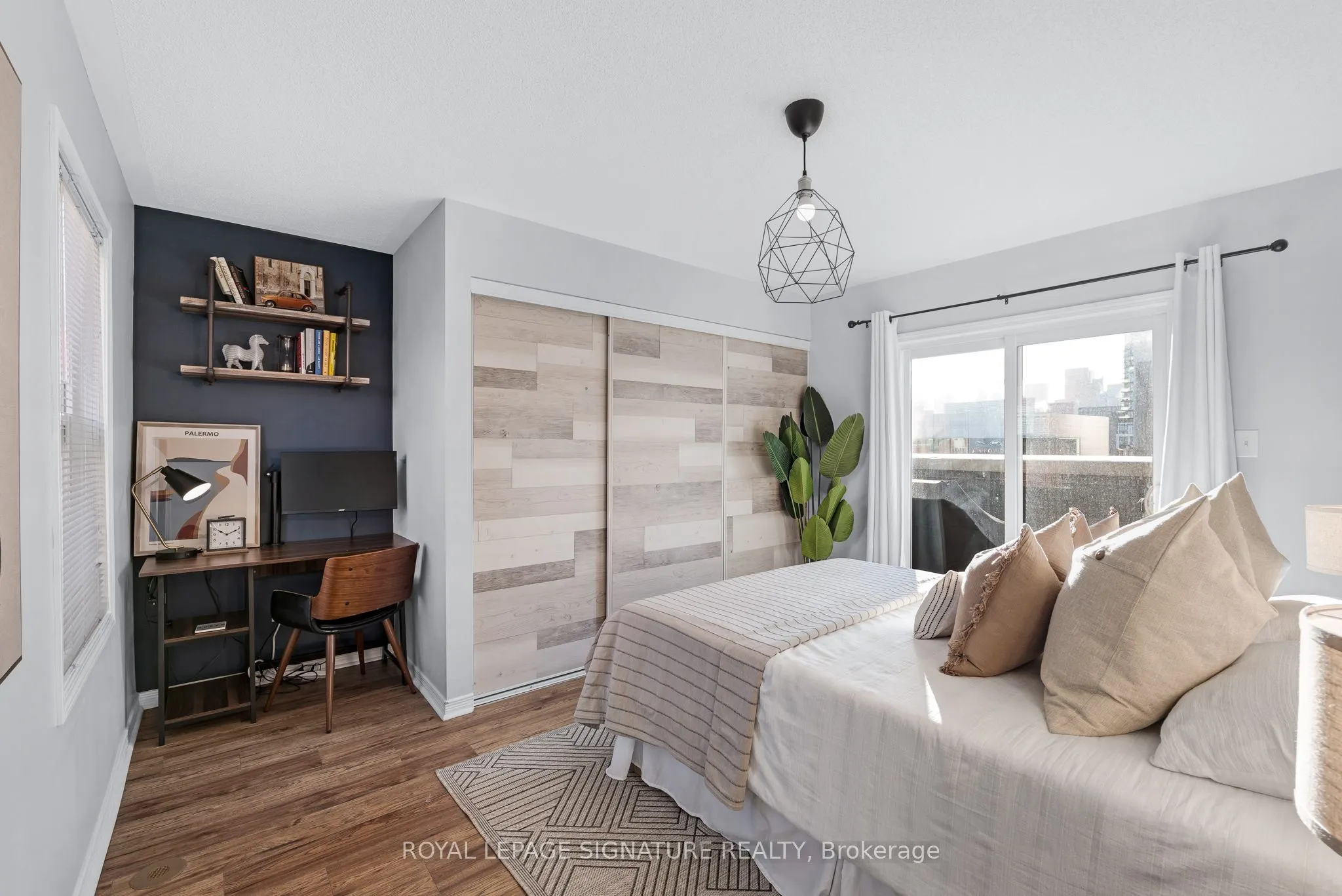 22 Frances Loring Lane, #1