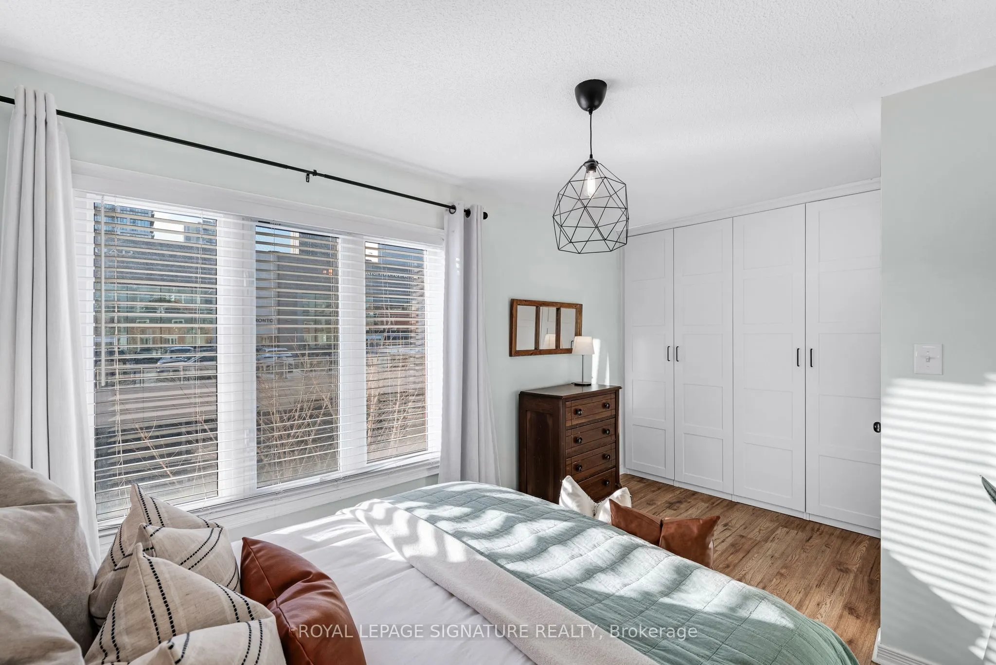 22 Frances Loring Lane, #1