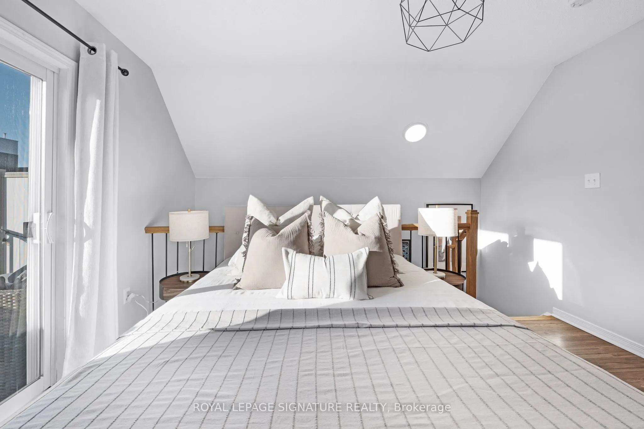 22 Frances Loring Lane, #1