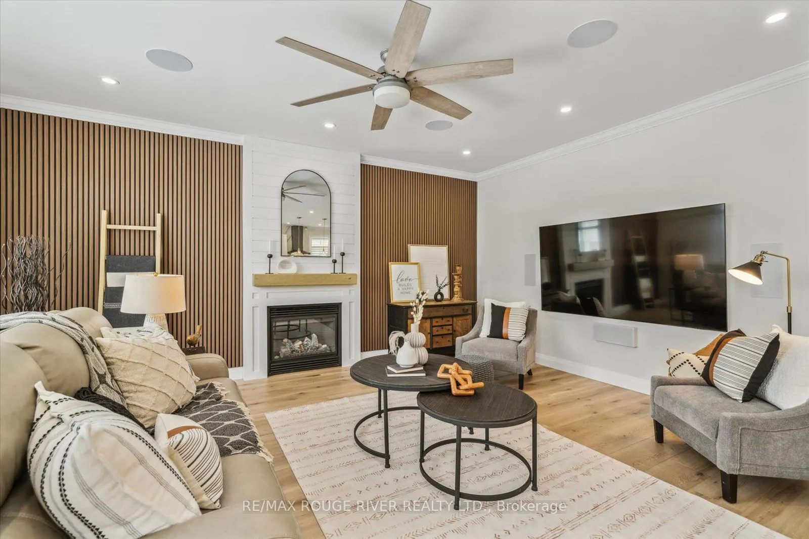 448 West Scugog Lane