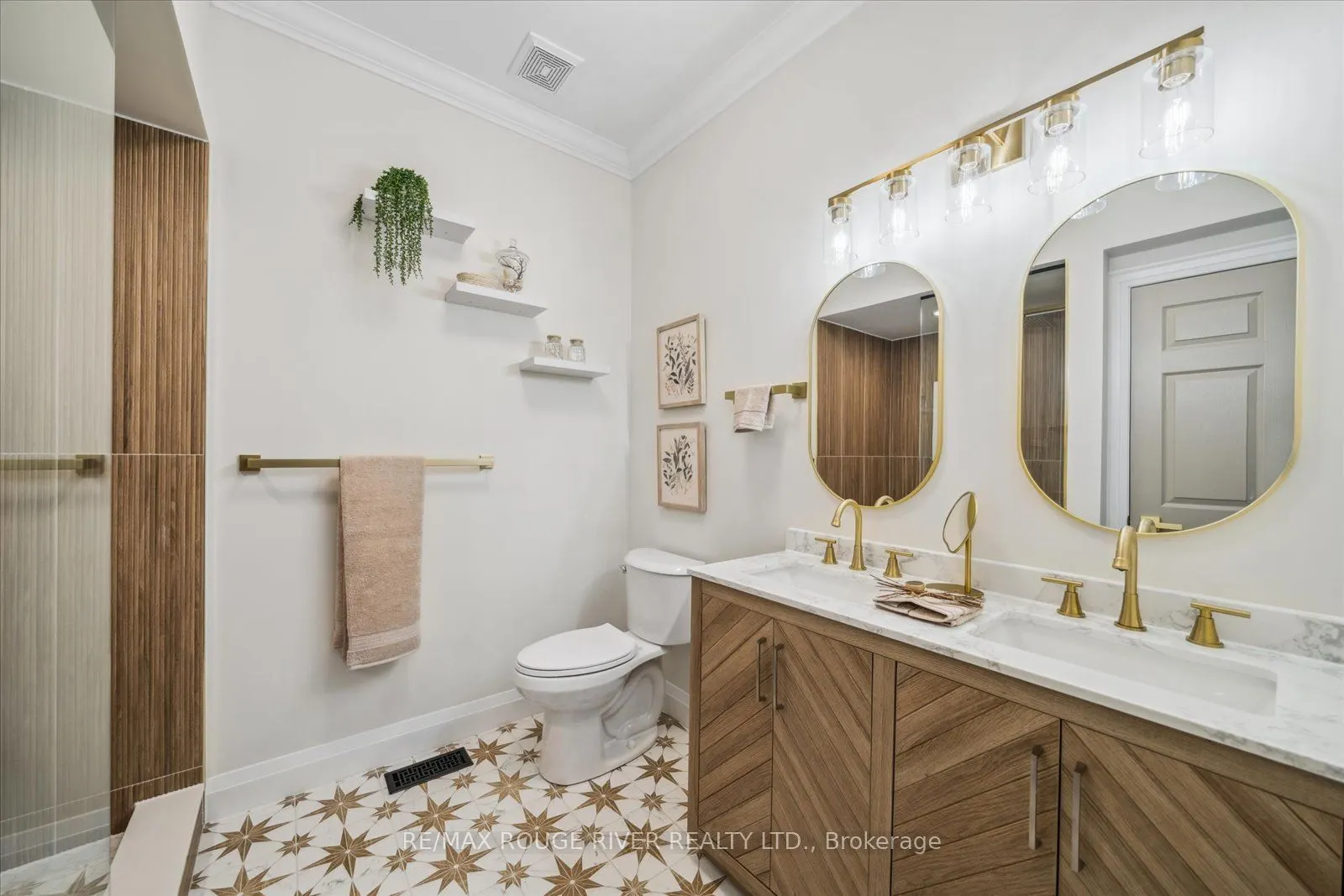 448 West Scugog Lane