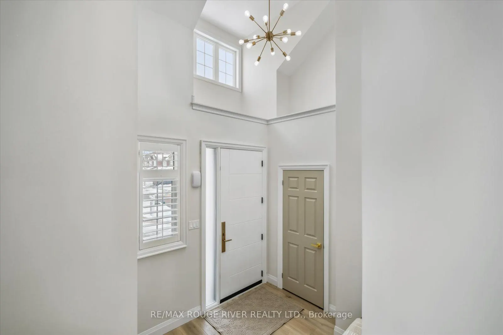 448 West Scugog Lane