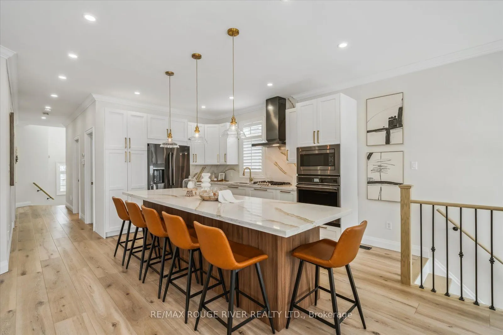 448 West Scugog Lane