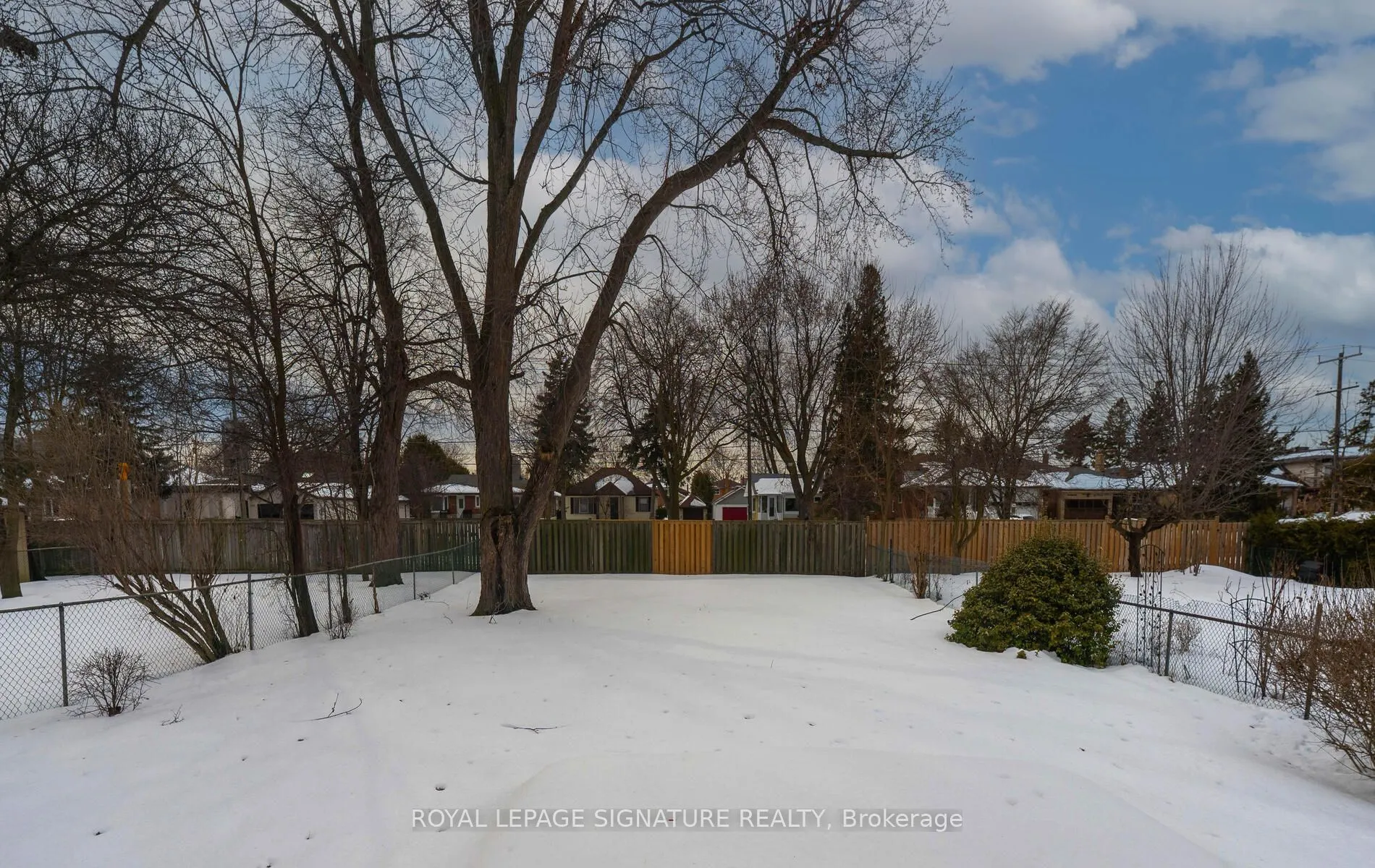 26 Tidefall Drive