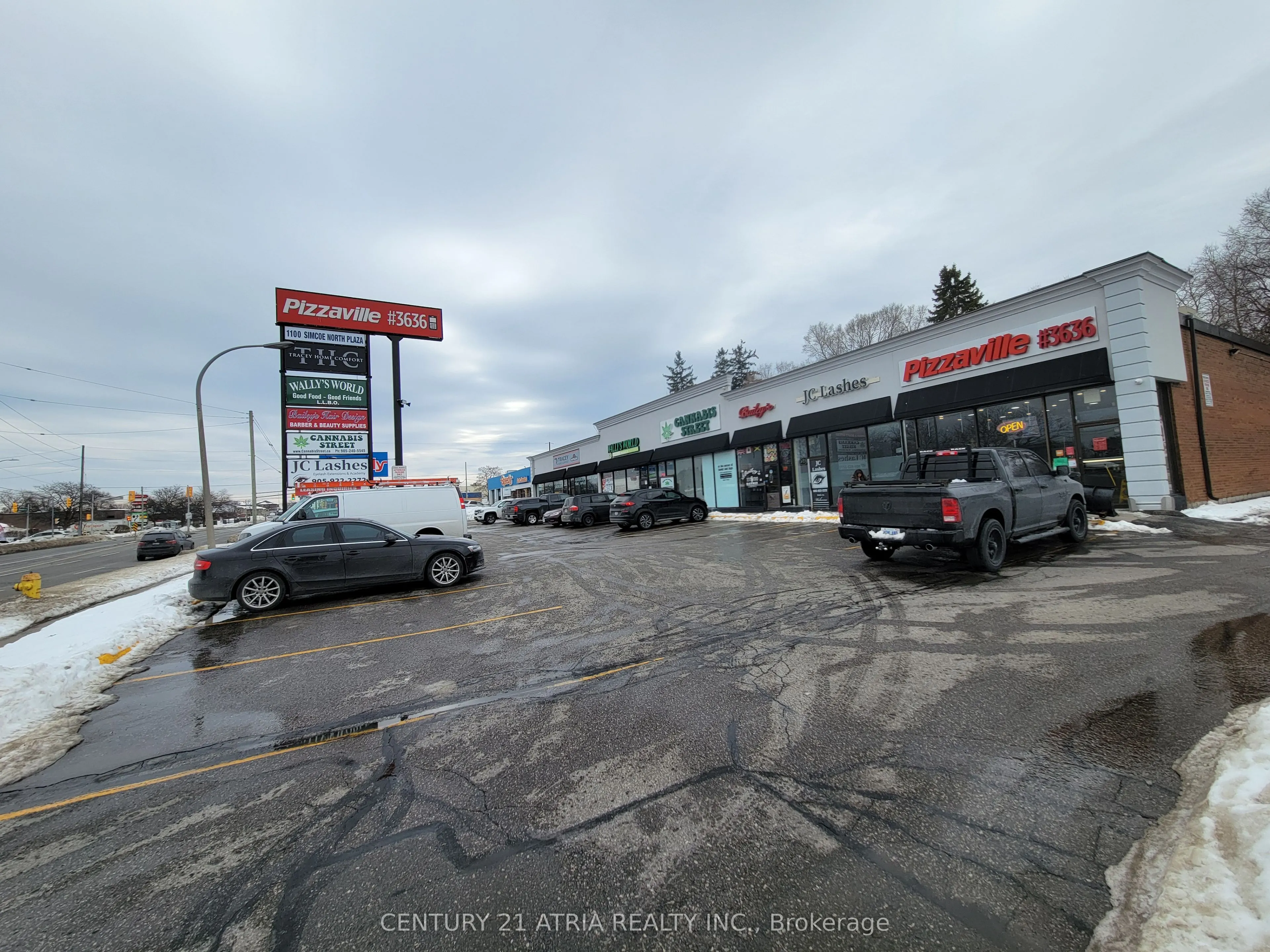 1100 Simcoe Street N, #1