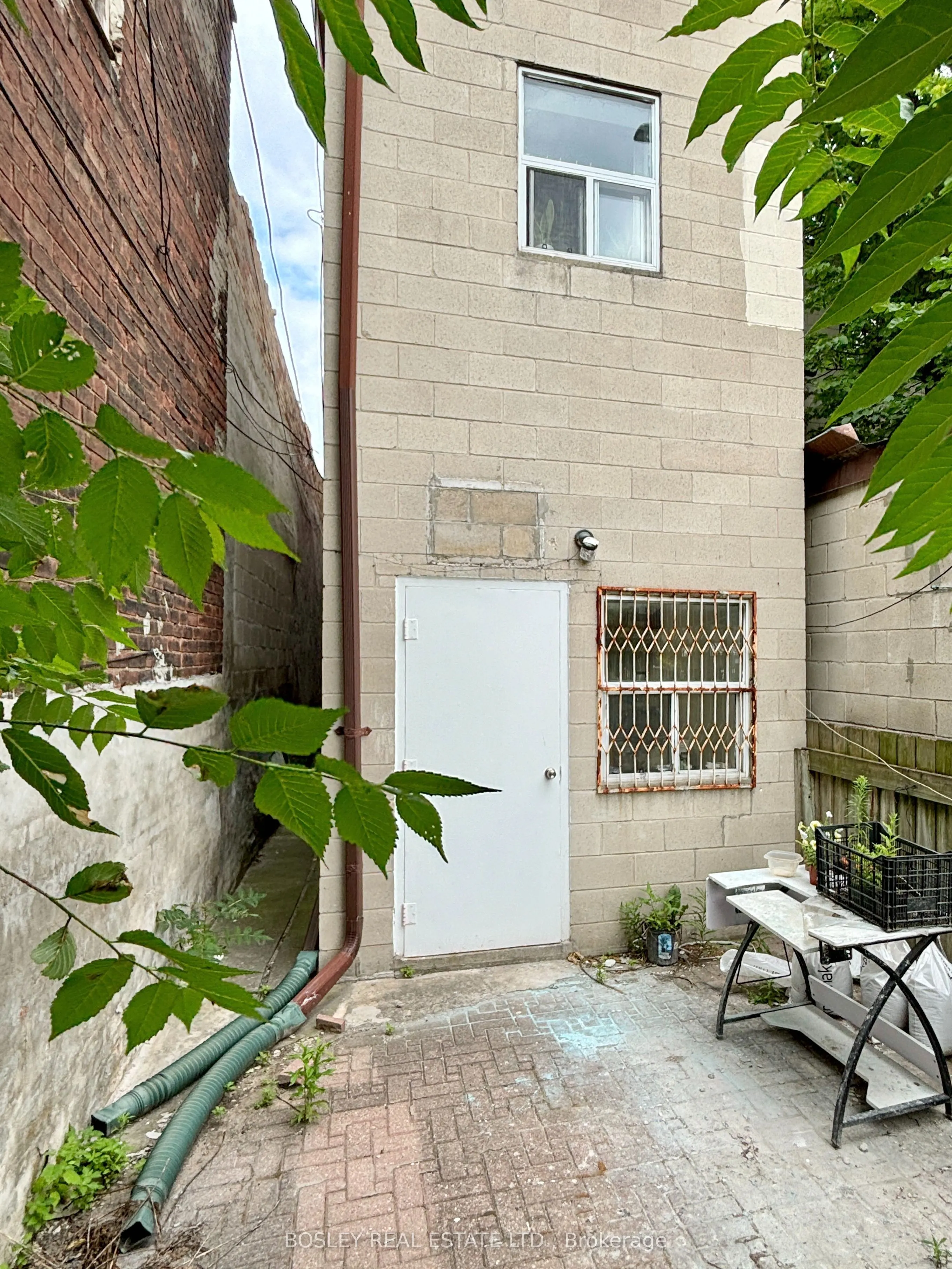 362 Broadview Avenue