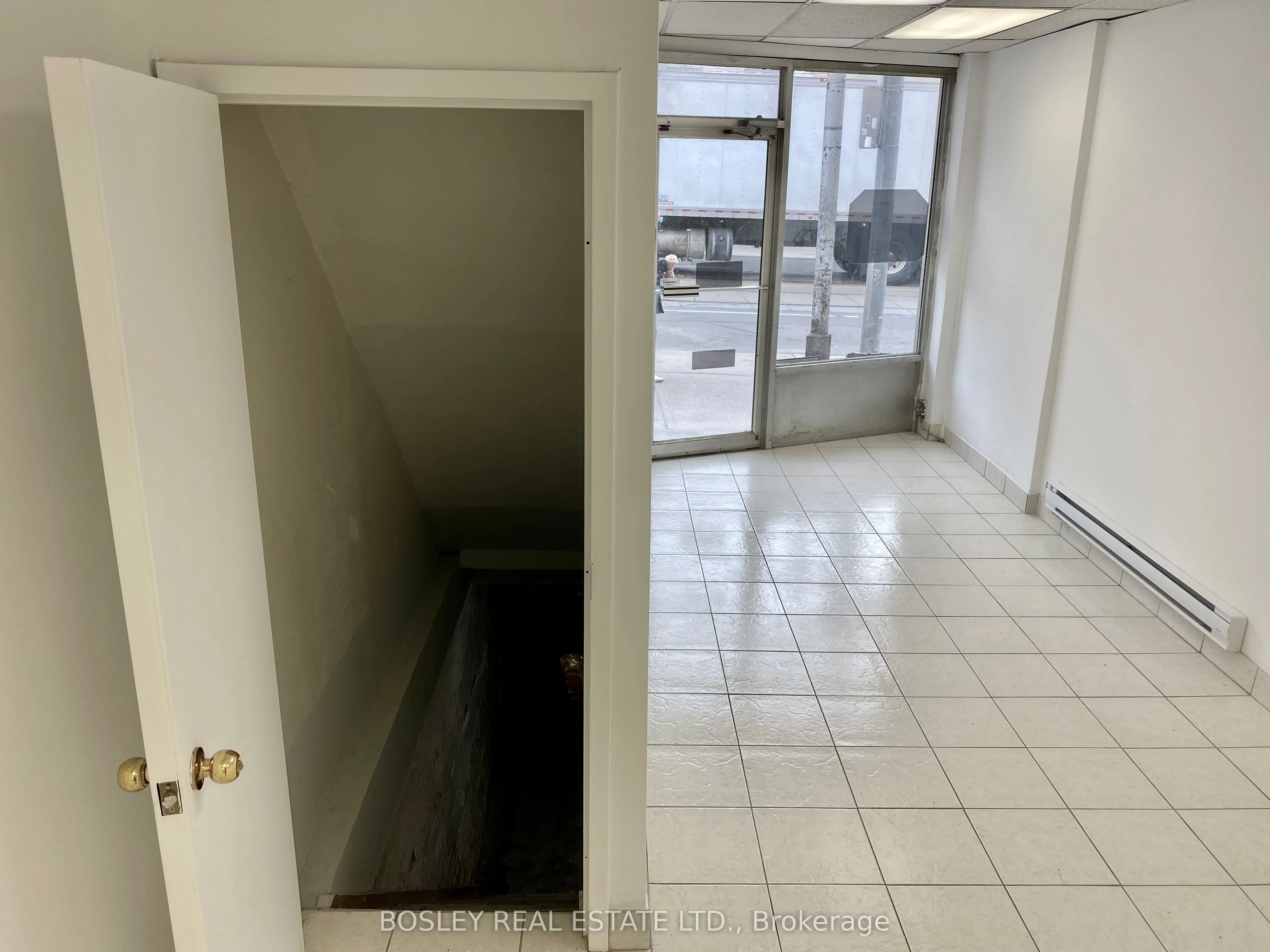362 Broadview Avenue