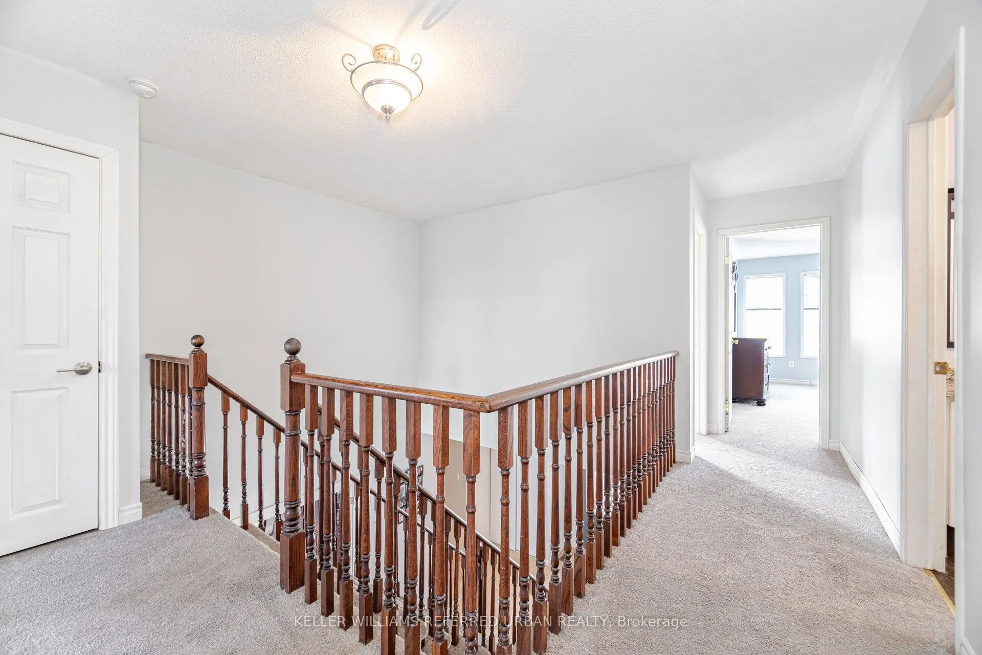 7 Holmes Crescent