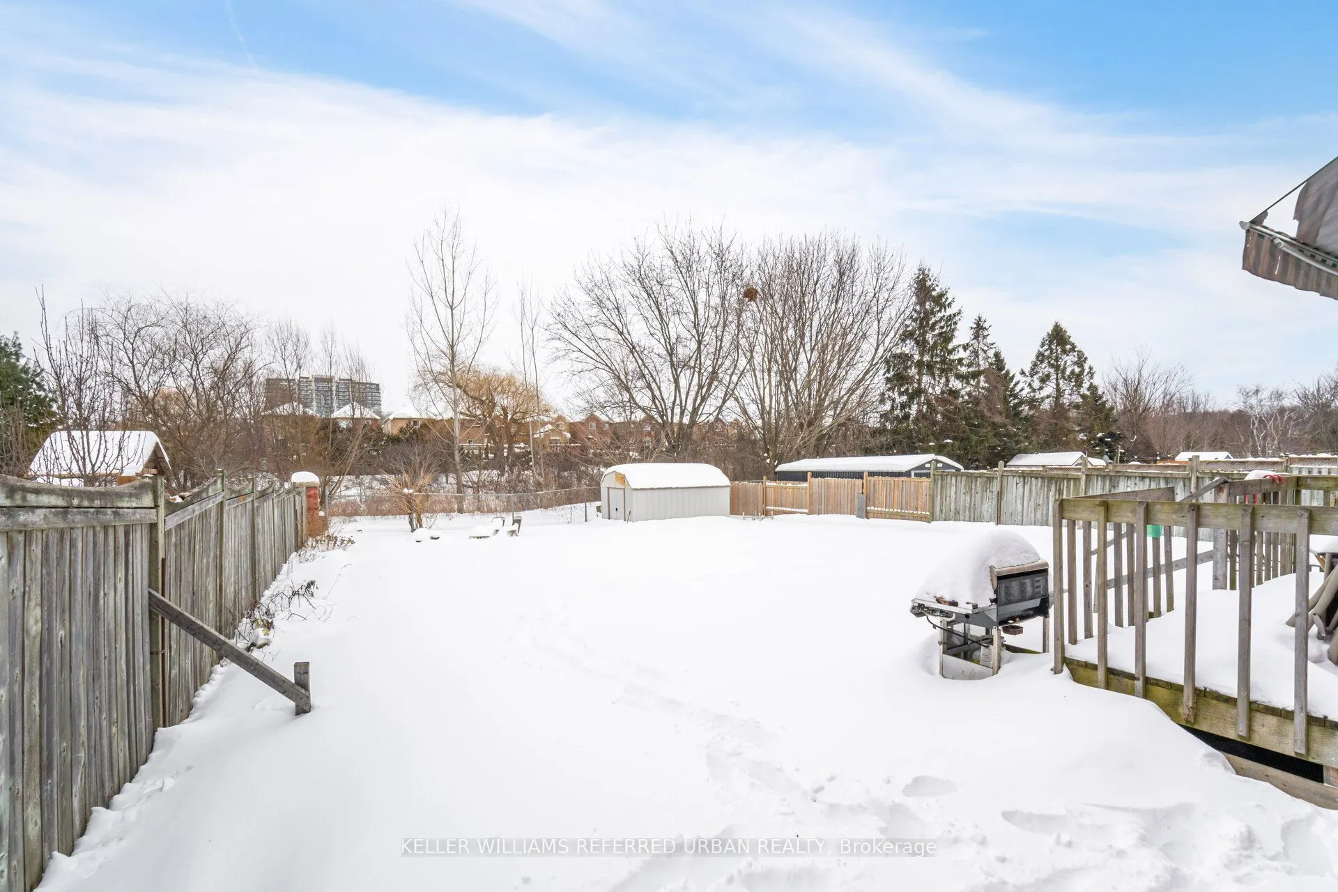 7 Holmes Crescent