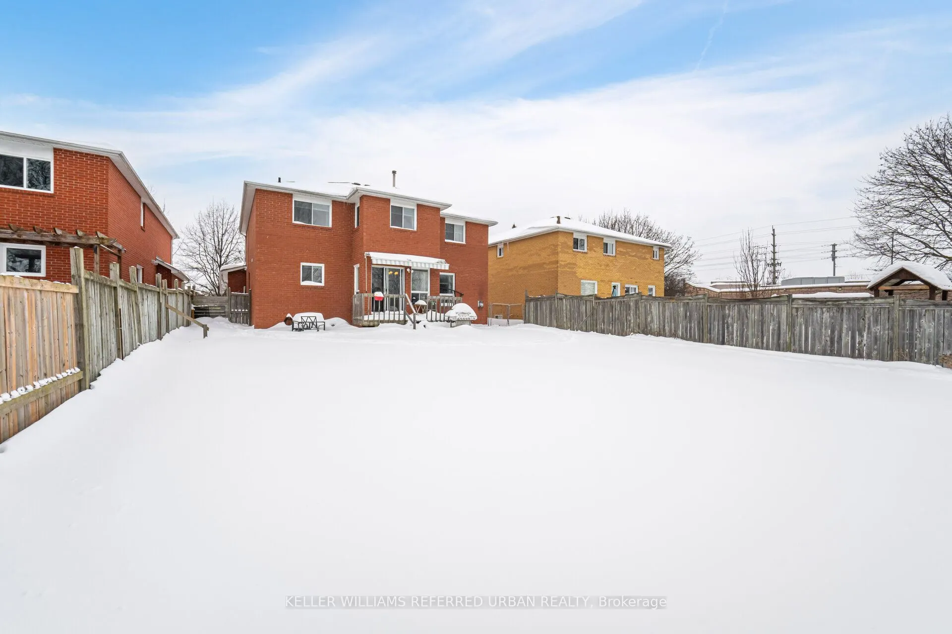 7 Holmes Crescent