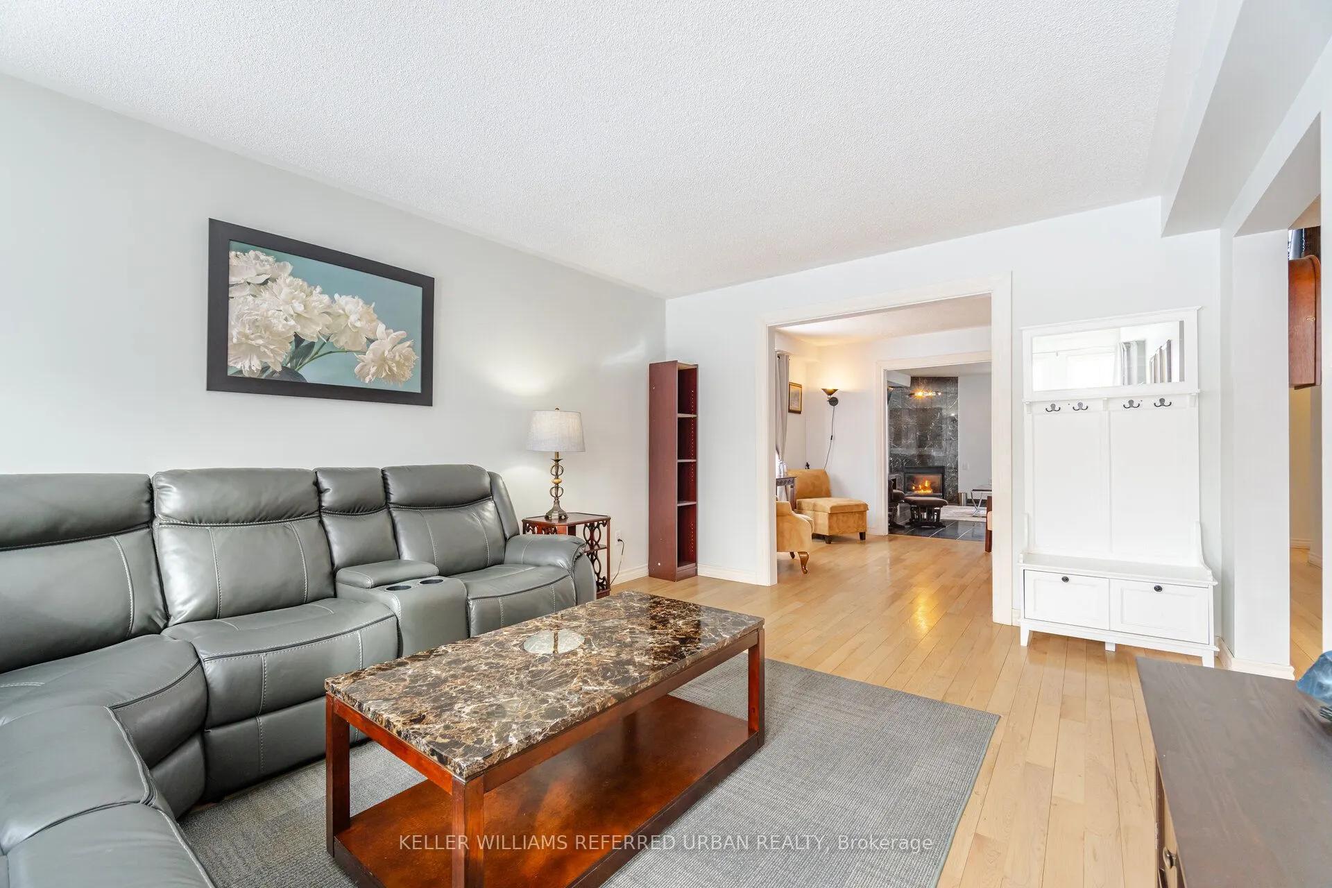 7 Holmes Crescent